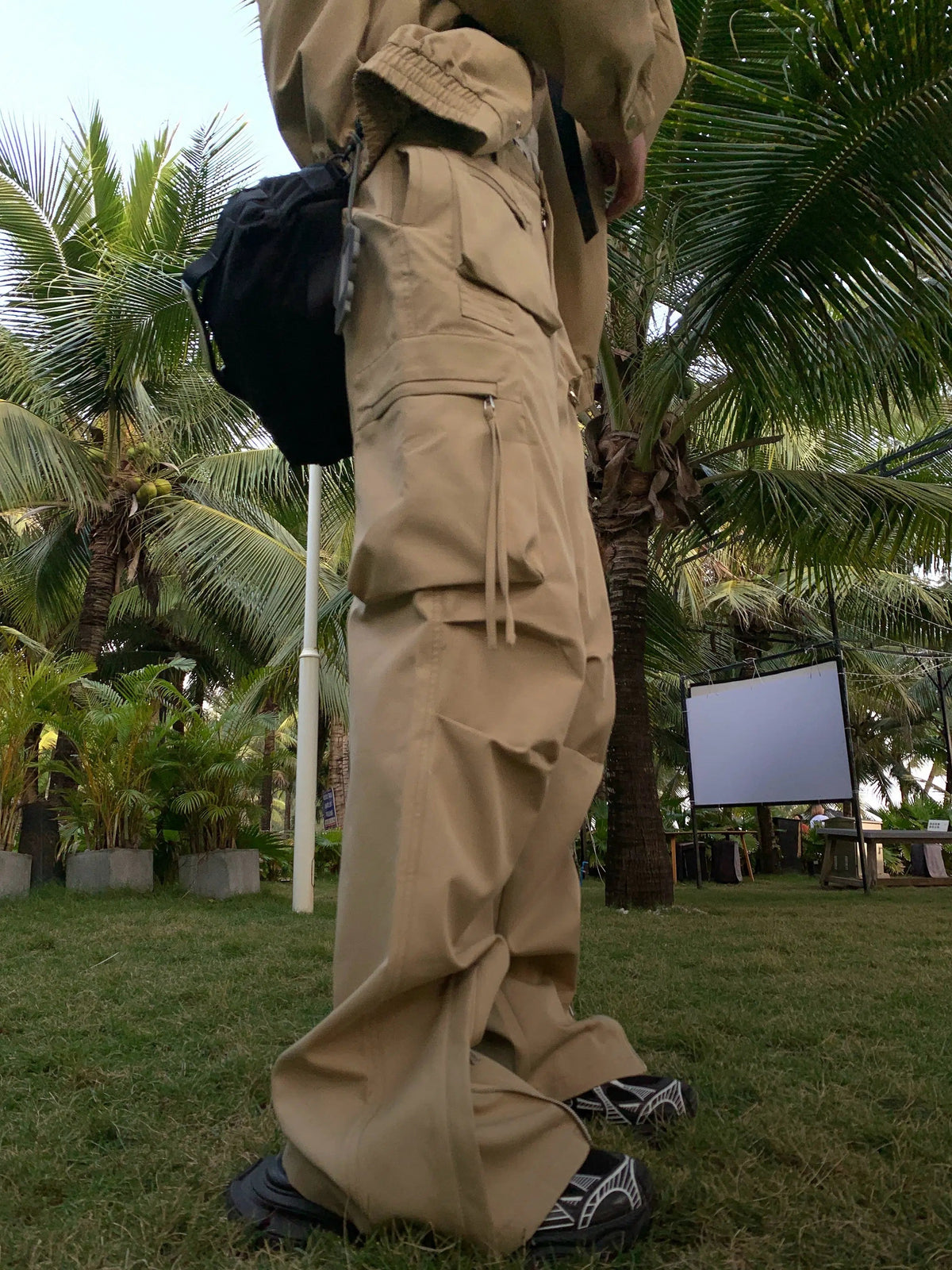 Multi-pocket Double-pleated Cargo Pants
