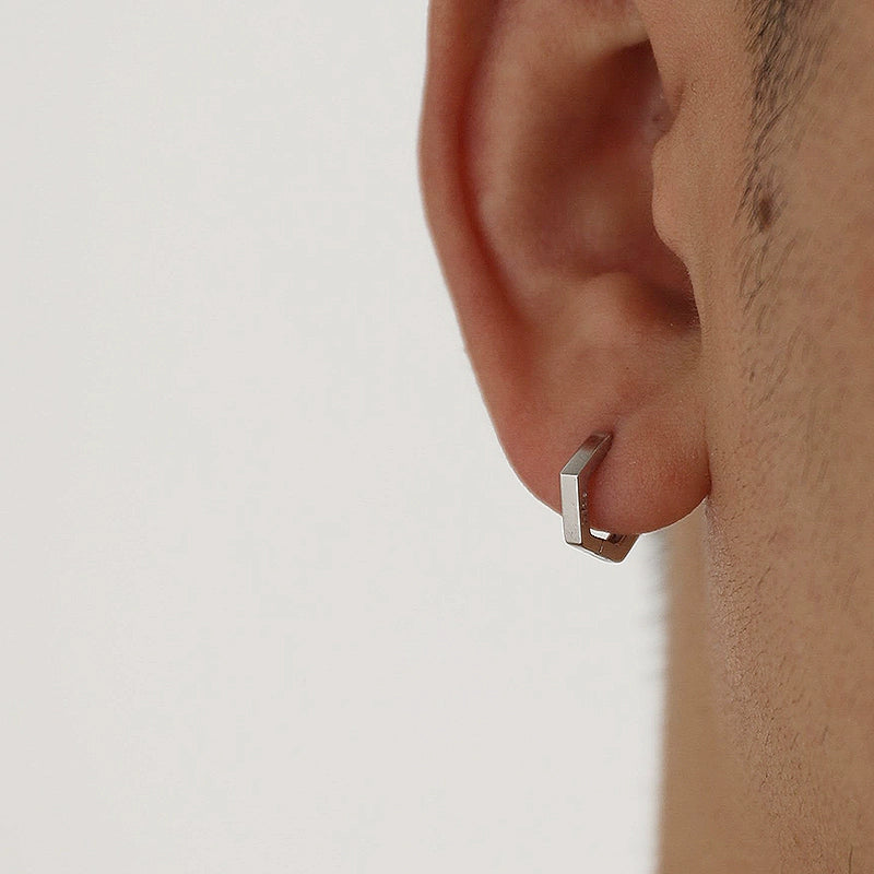 Siyah Altıgen Küpeler 