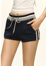 O1CN011pNUnT1JKAiaTlUkF