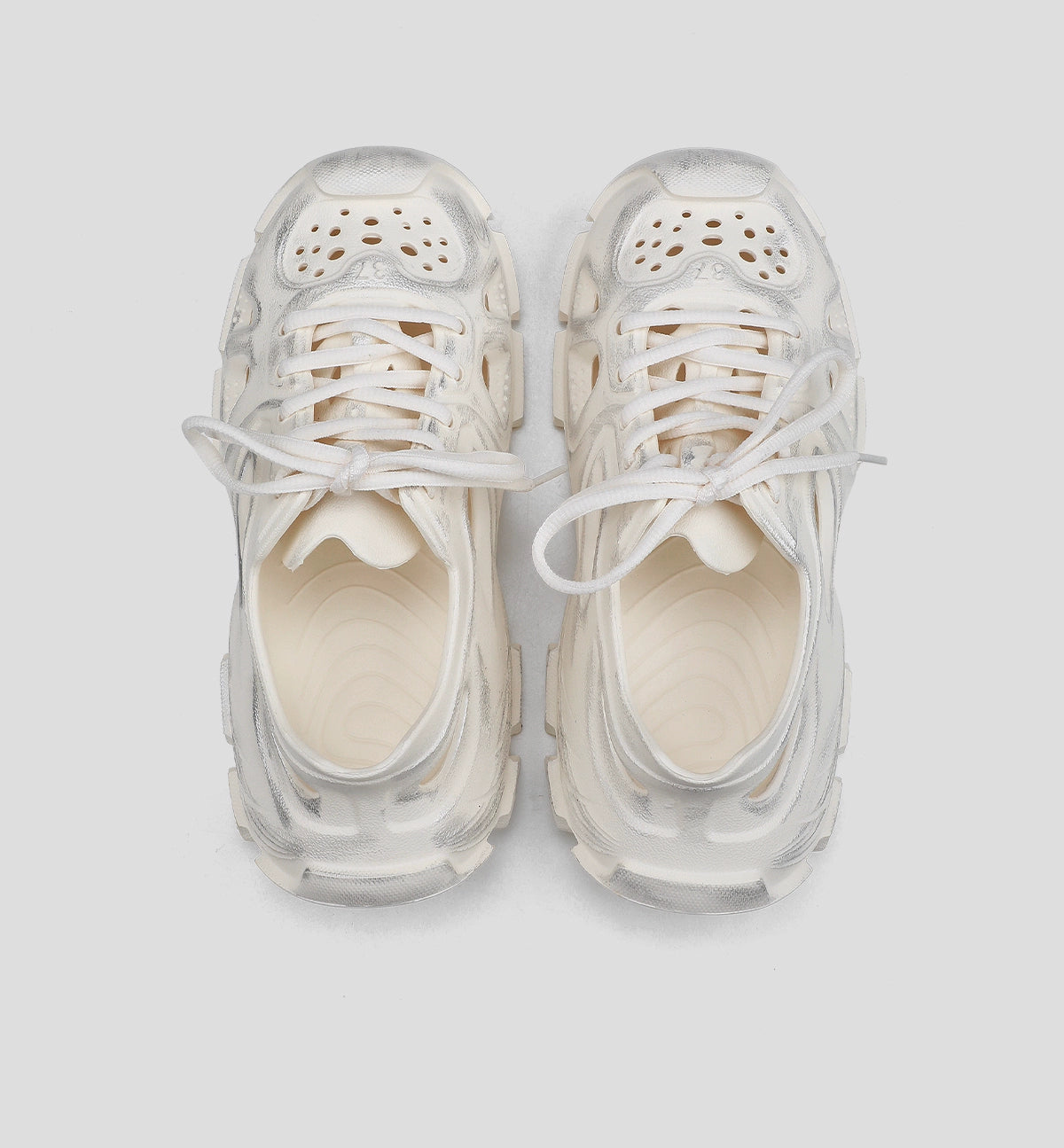 O1CN011zjUZA24v4YoVGlih