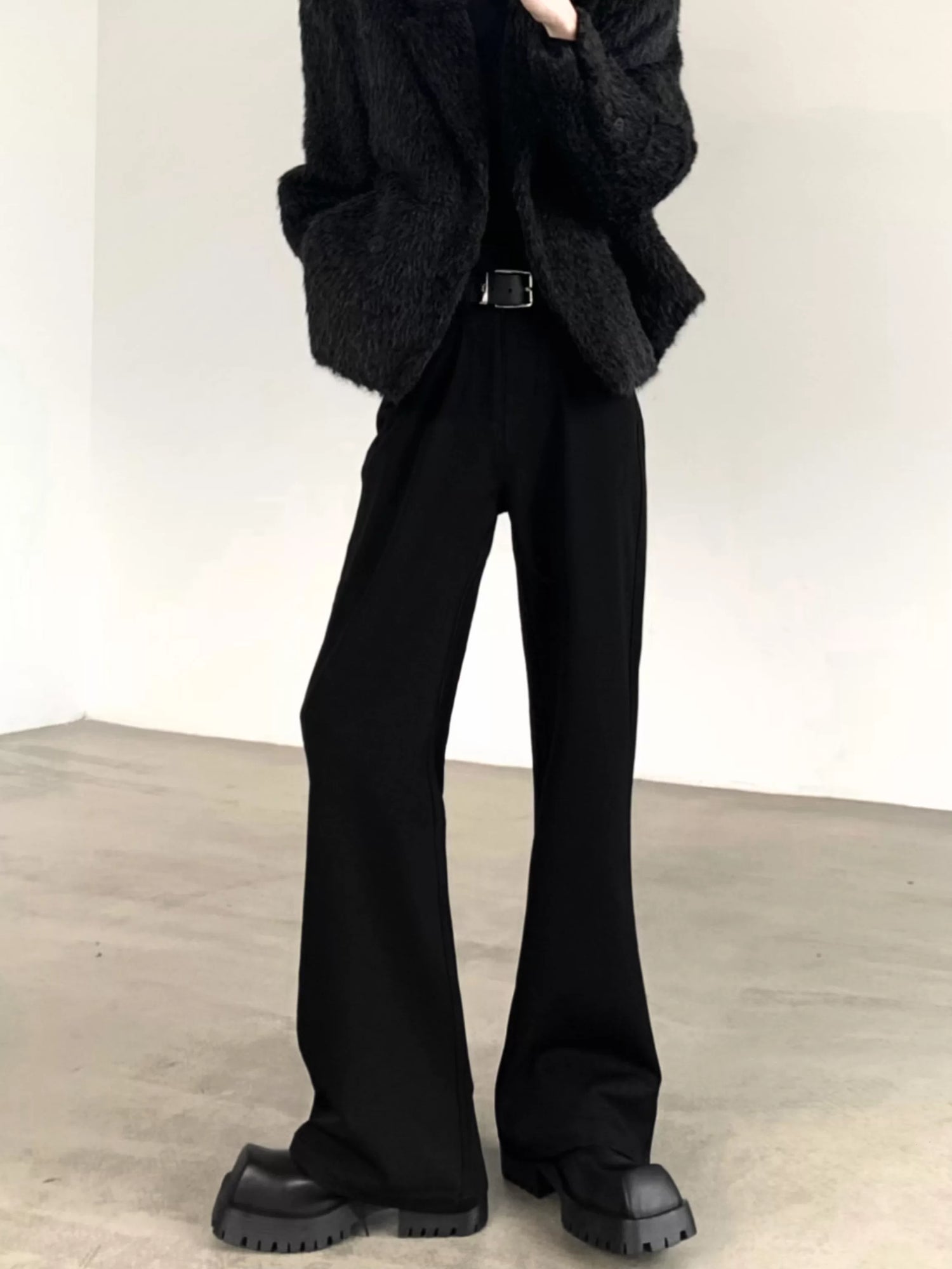 클래식 와이드 레그 플레어 수트 팬츠 