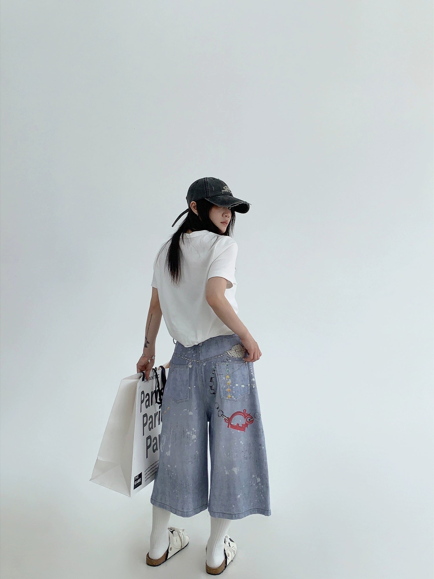 Graffiti Print Denim Cropped Pants