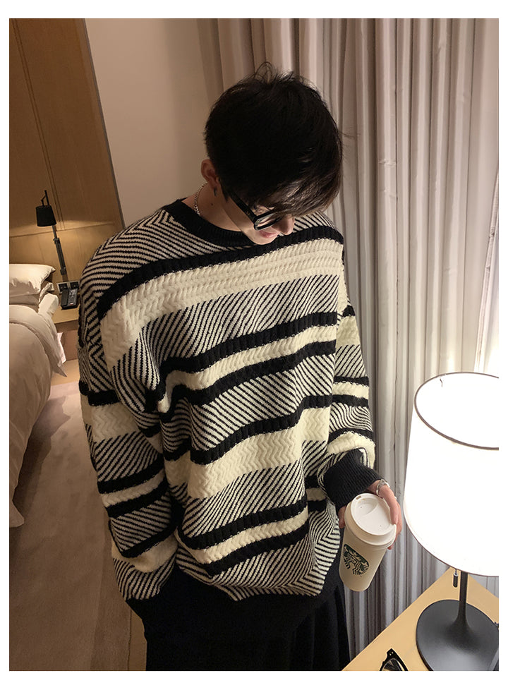 Lockerer gestreifter Pullover 