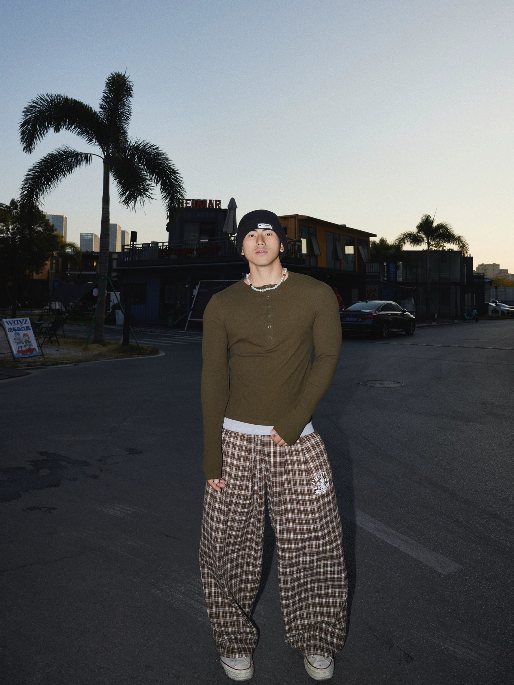 O1CN014AhFU11EHodUN3Pgi