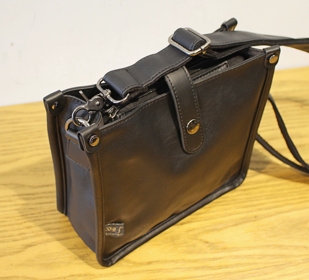 O1CN014UlwYI1RpmzLmzs3Y