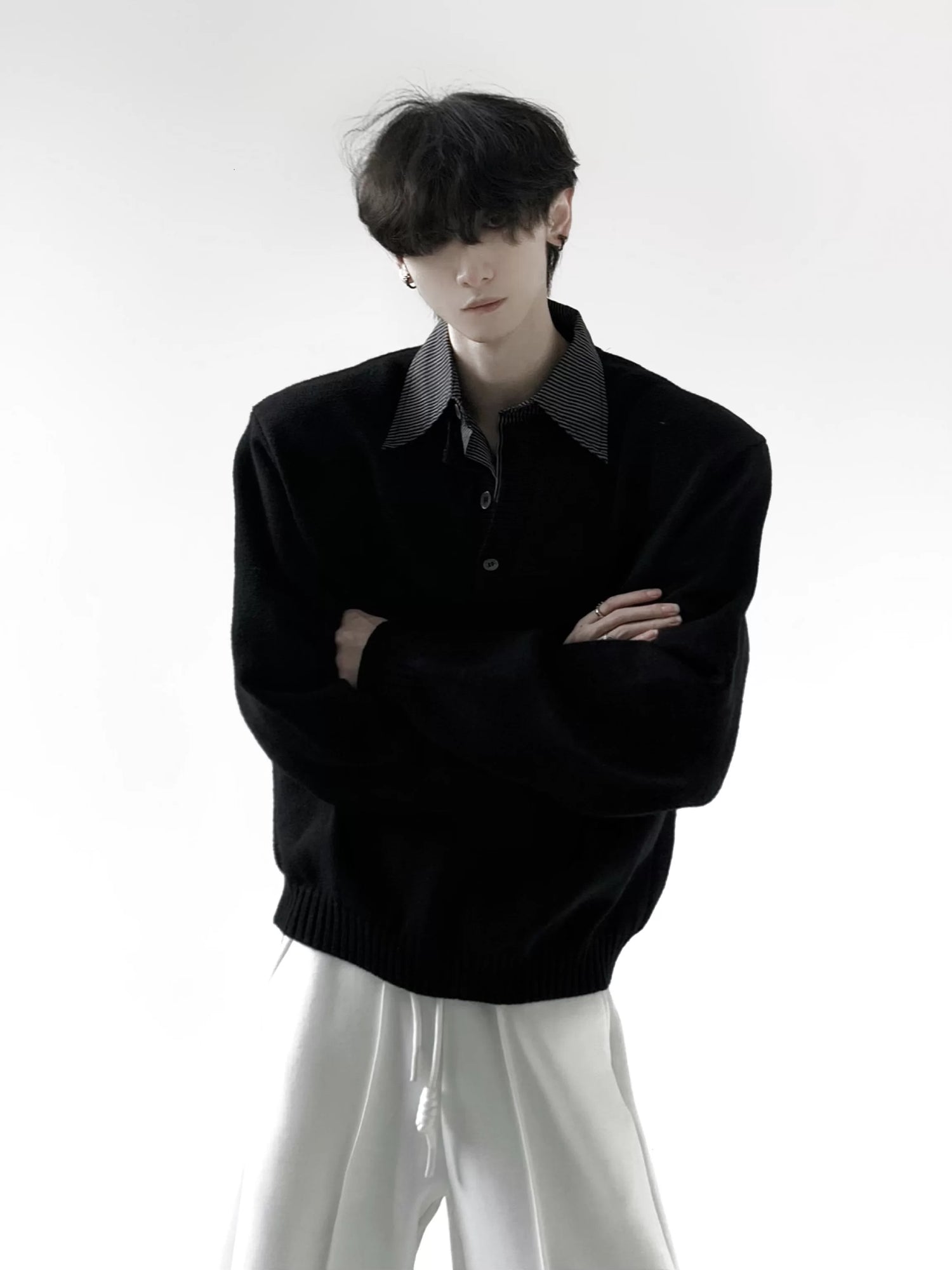 ストライプカラーのポロニットセーター 