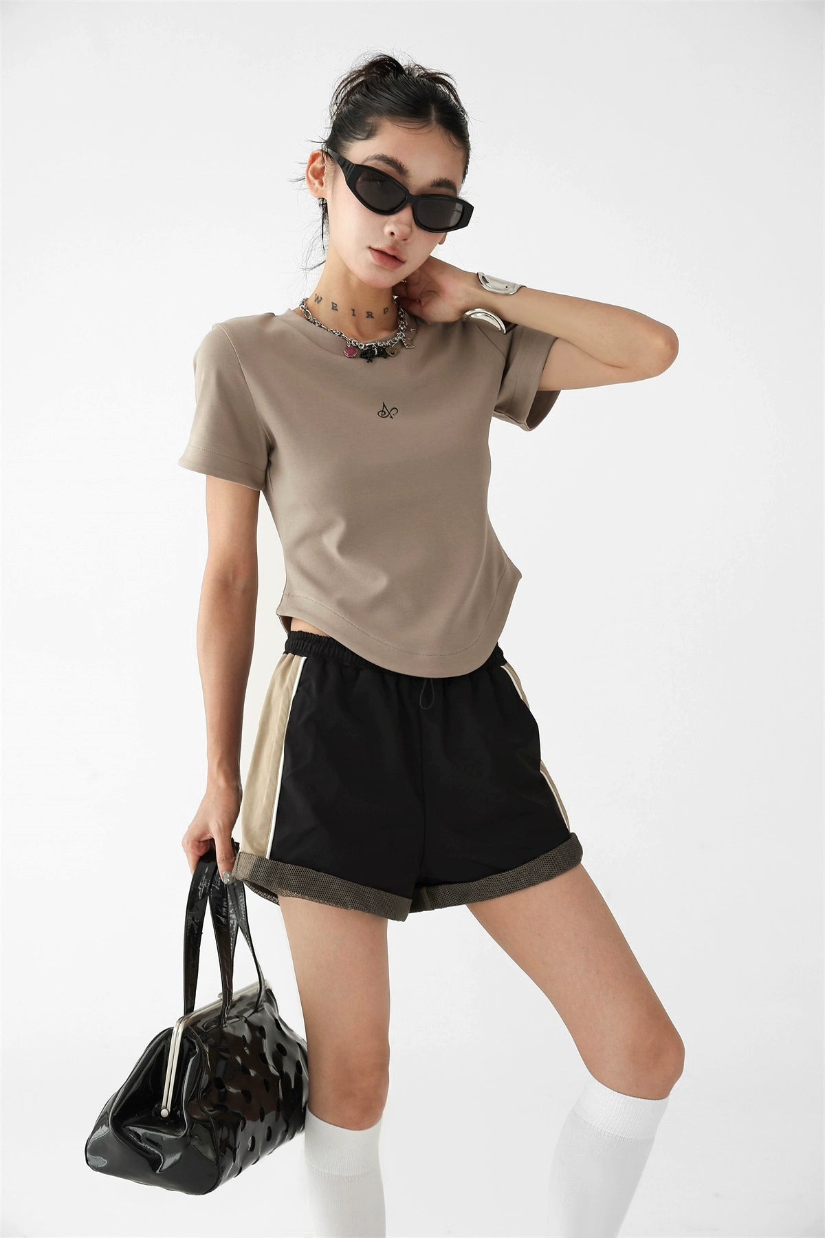 O1CN016PRxvY1Qrn54reeyj