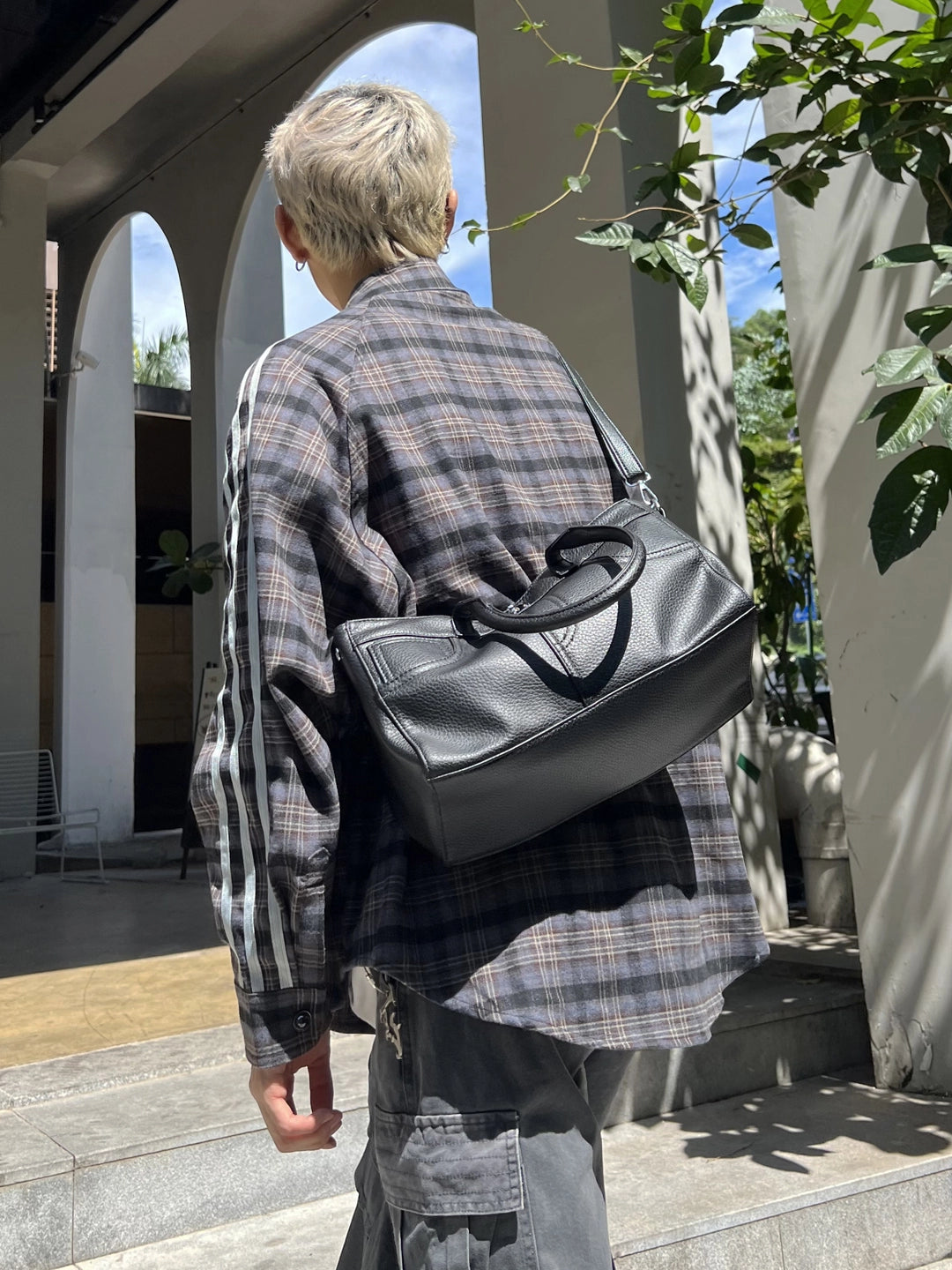 Black Leather One-Shoulder Crossbody Bag