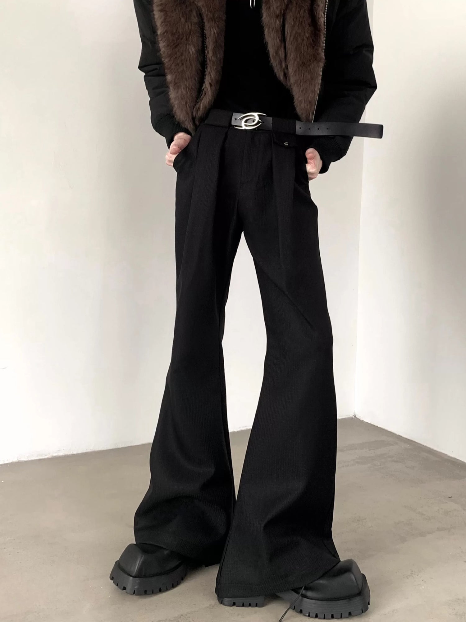 주름이 있는 와이드 레그 드레스 팬츠 