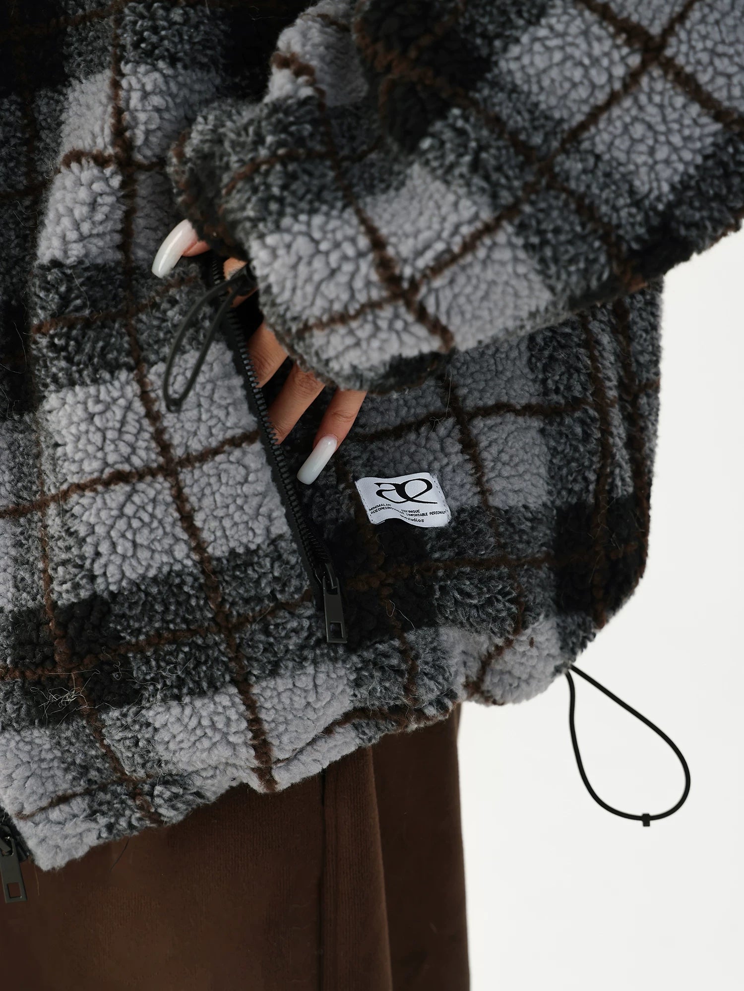 O1CN019Q6v1m1Qrn7hU2l7a