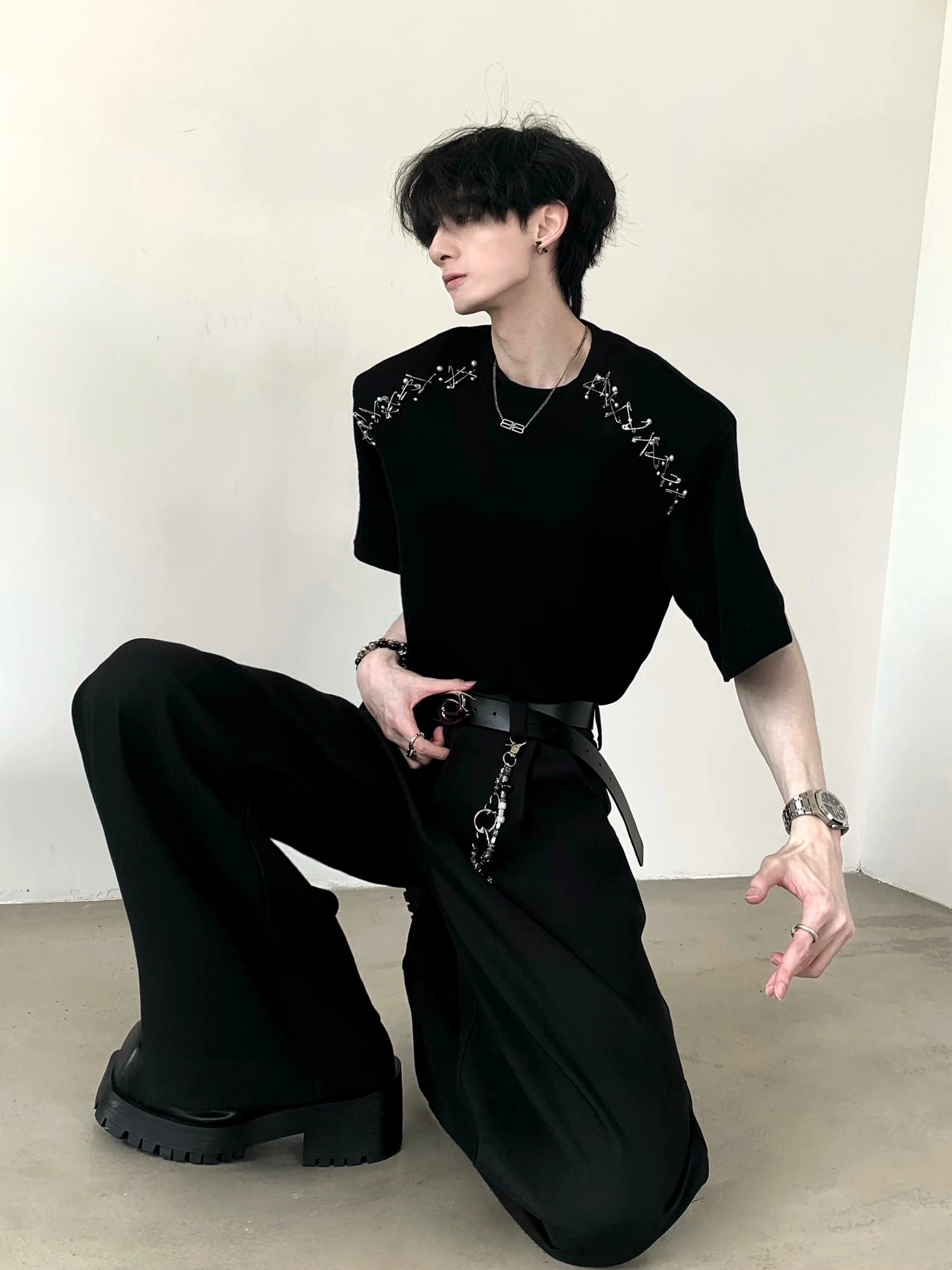 Metal Pin T-shirt with Shoulder Pads