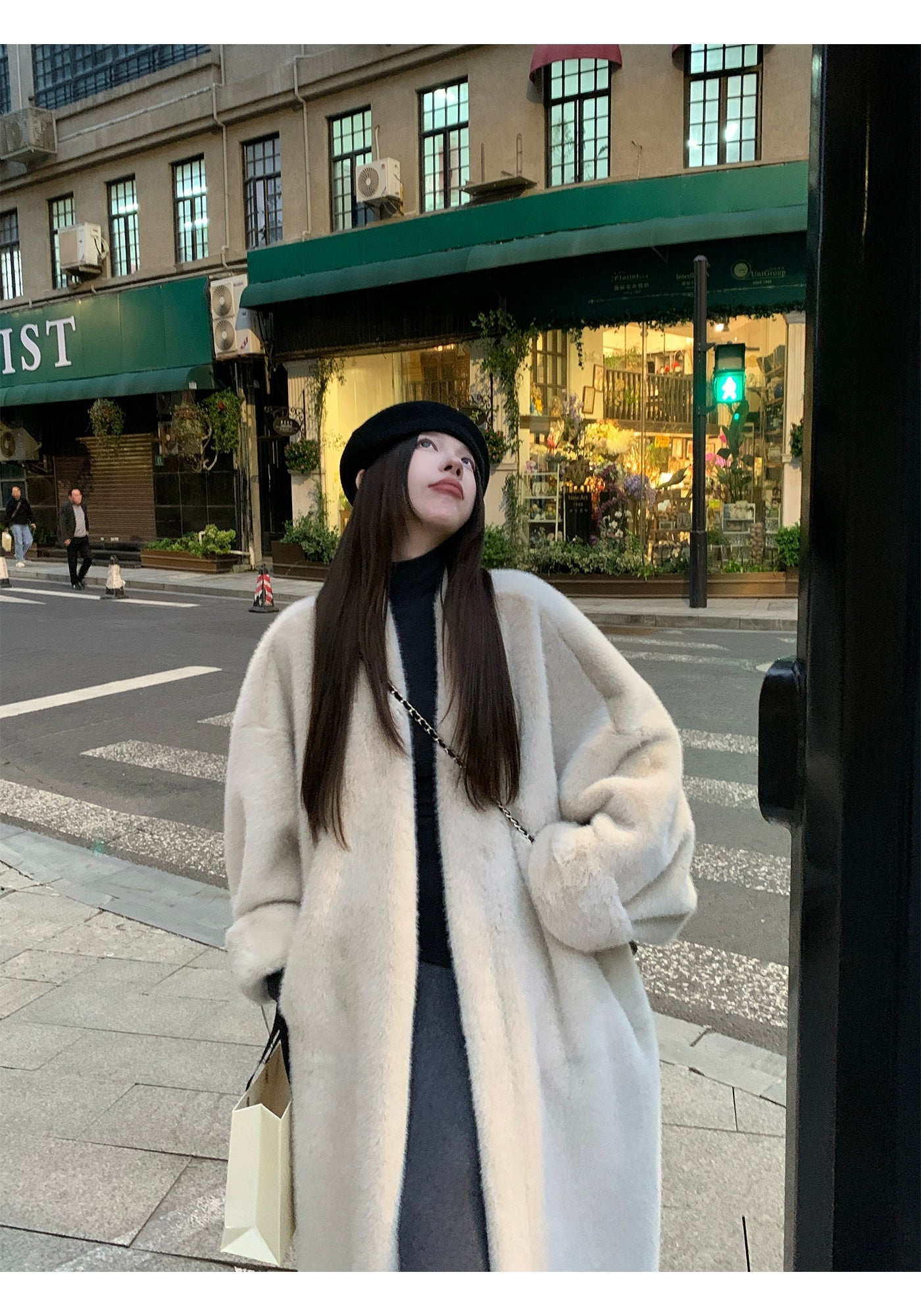 O1CN01AzpO9r1iEYB6FL3Za