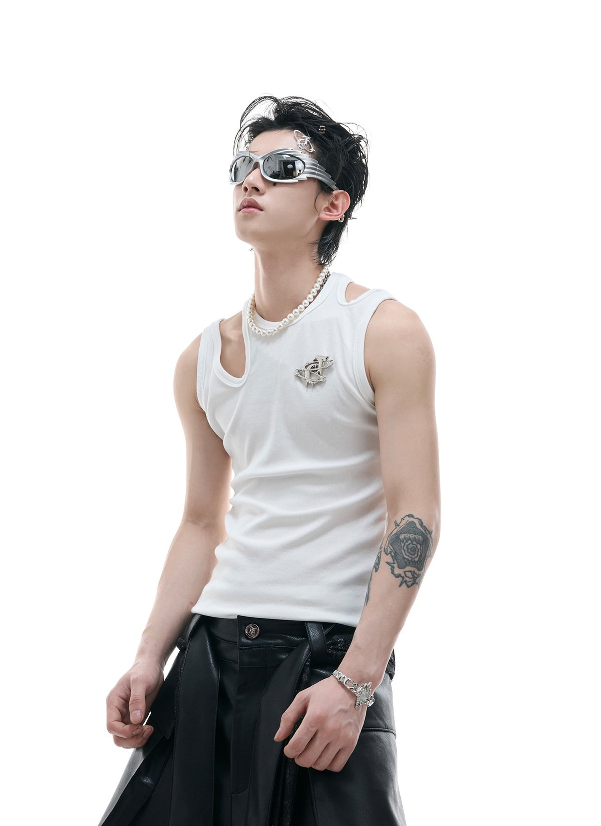 O1CN01CBS2jE2MtOA44kt6n