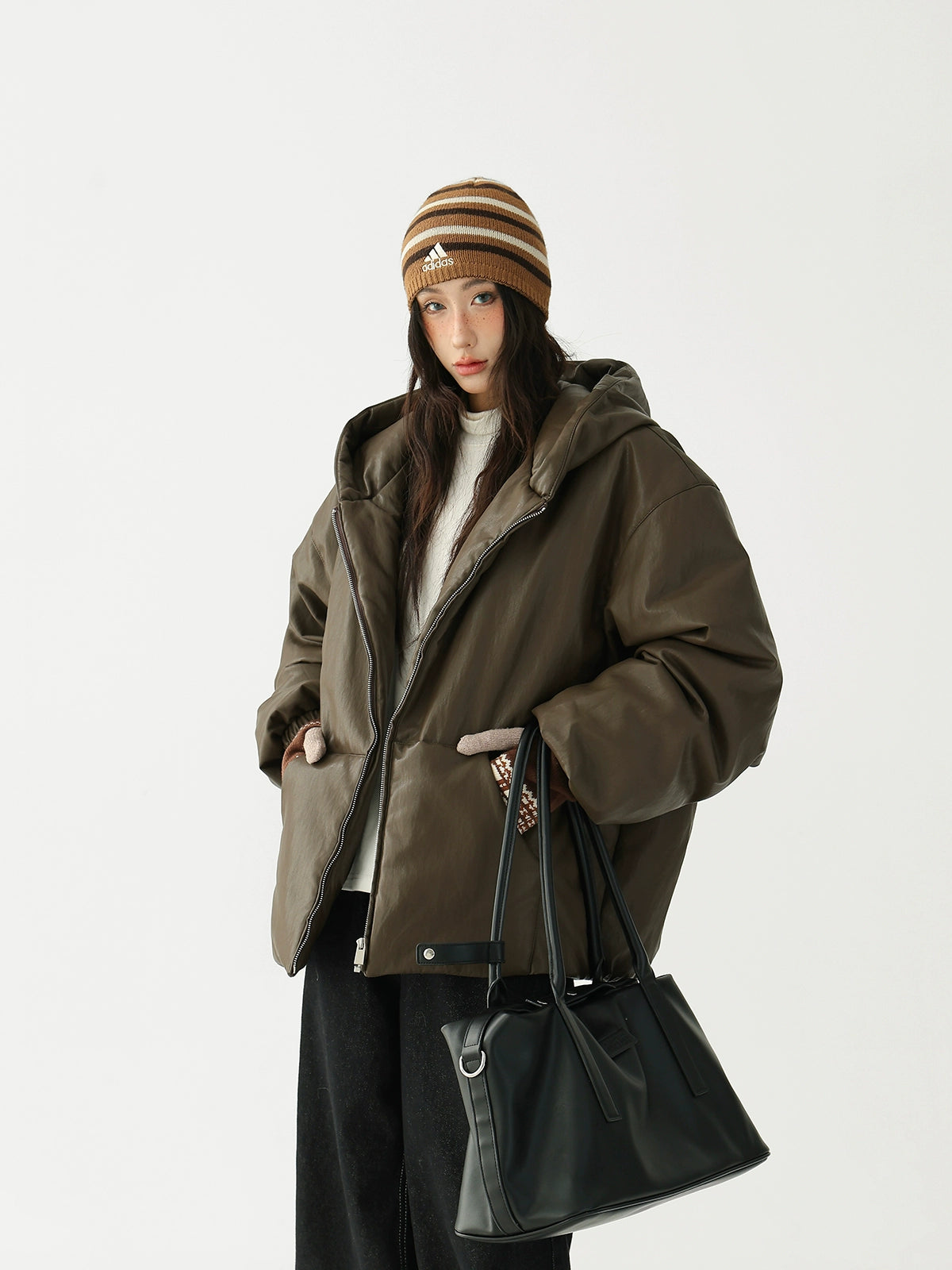 O1CN01DrE2Gc1Qrn7JsOuEe