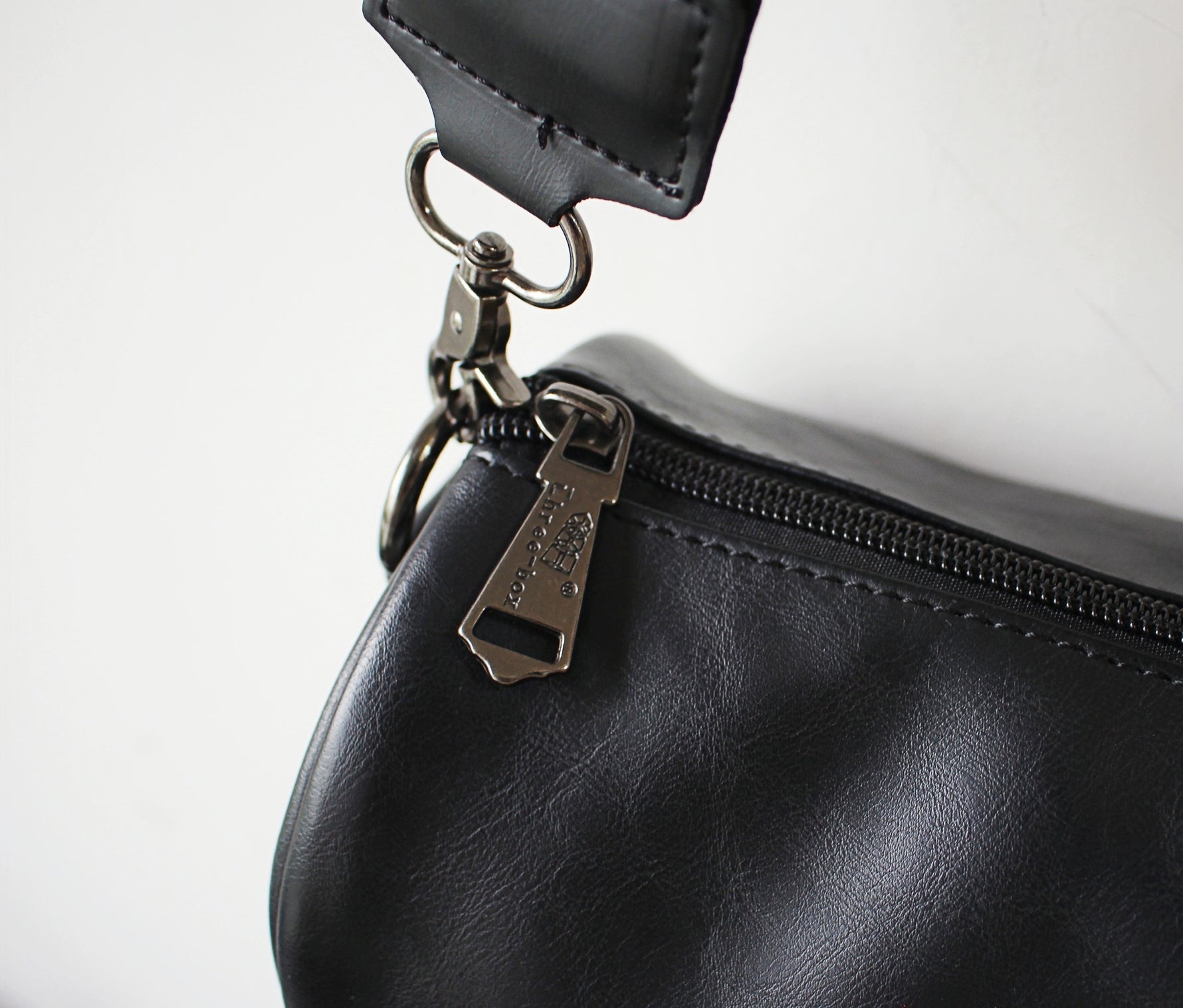 O1CN01DyKPWI1RpmxGt86FH