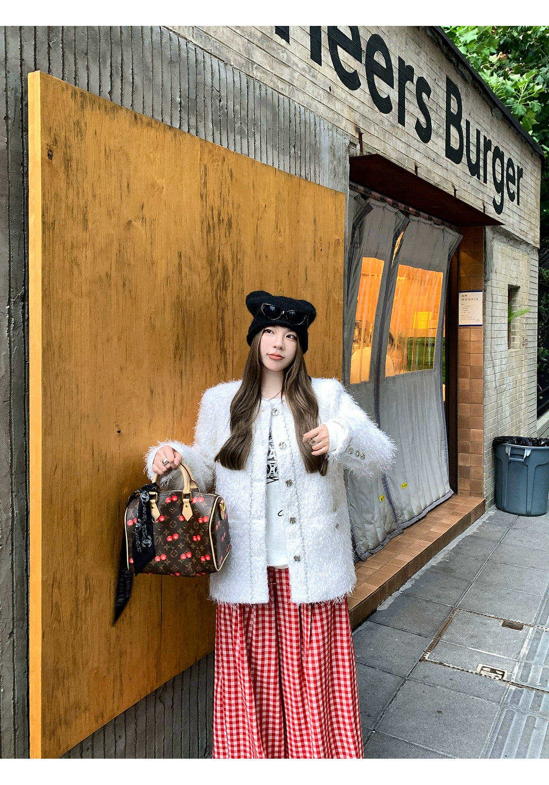 O1CN01ER7Ovc1iEYFpee5wa