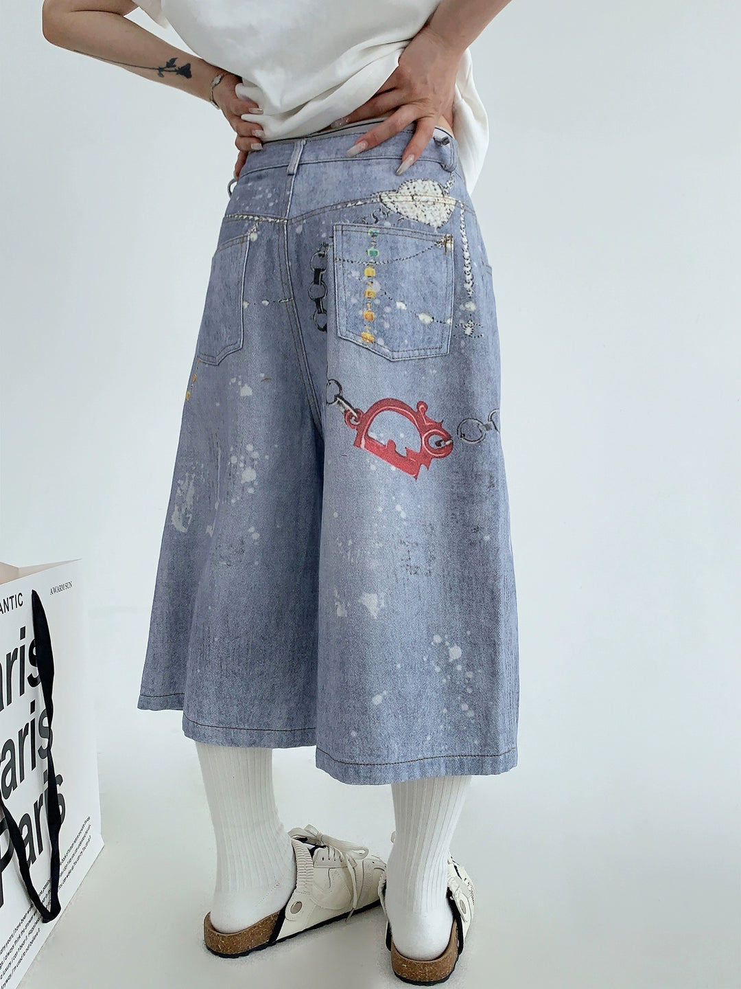Graffiti Print Denim Cropped Pants
