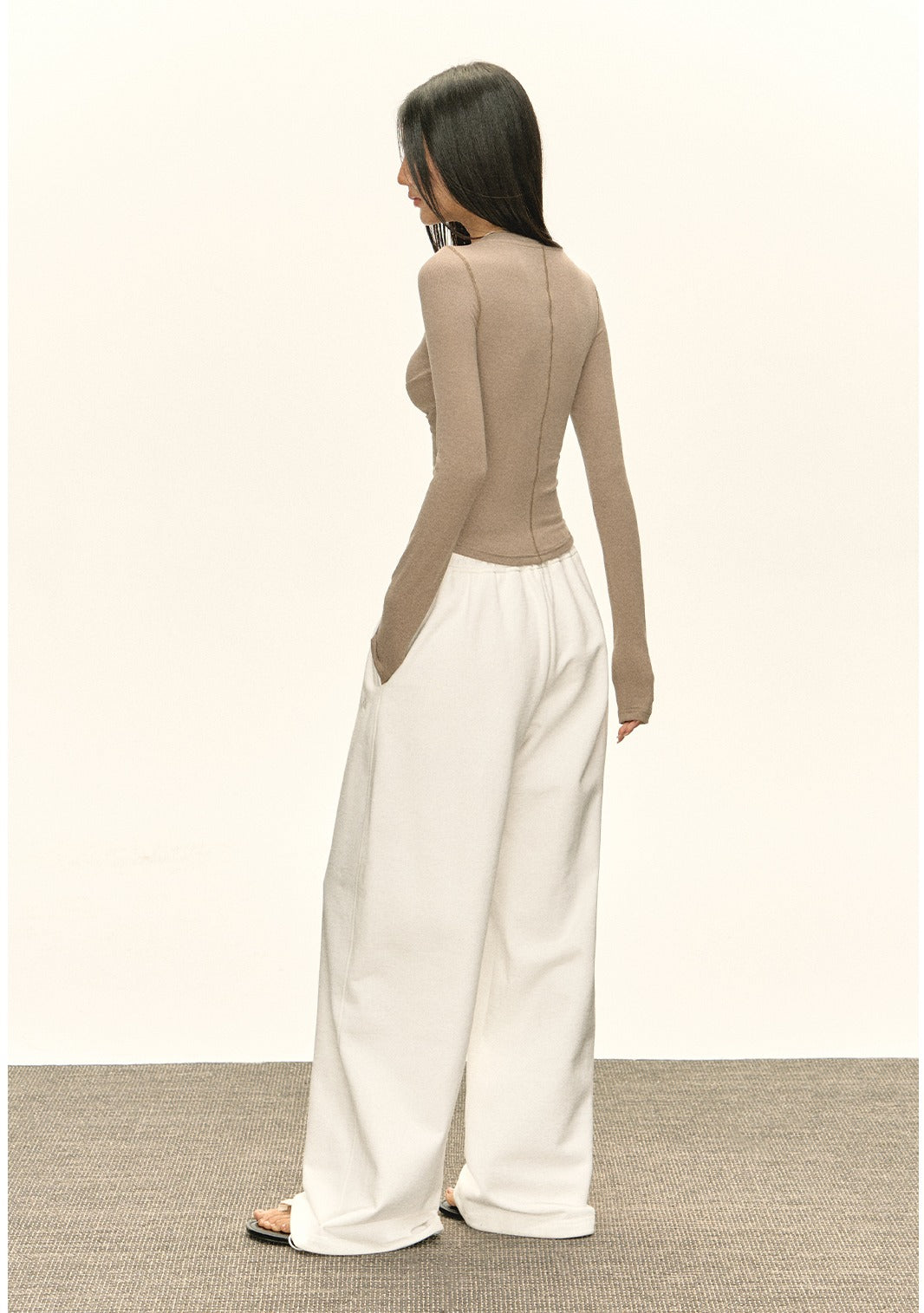 O1CN01IBiUty1JKAico2sit