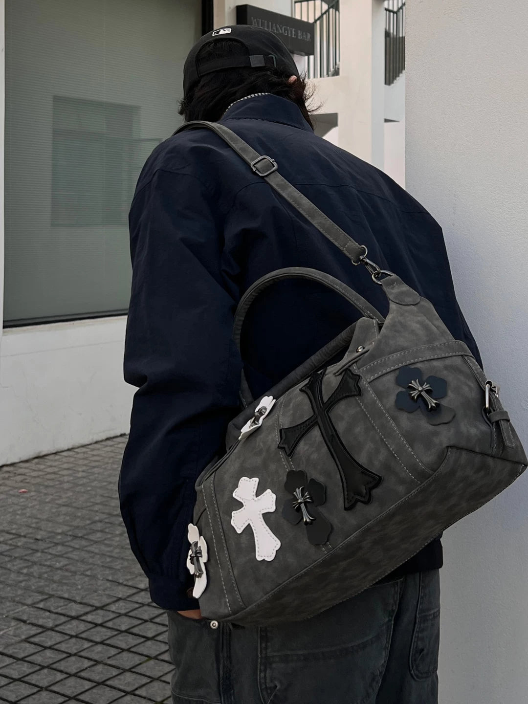 O1CN01IVv6ii1JFan0eL8s7~crop,190,0,1080,1440~