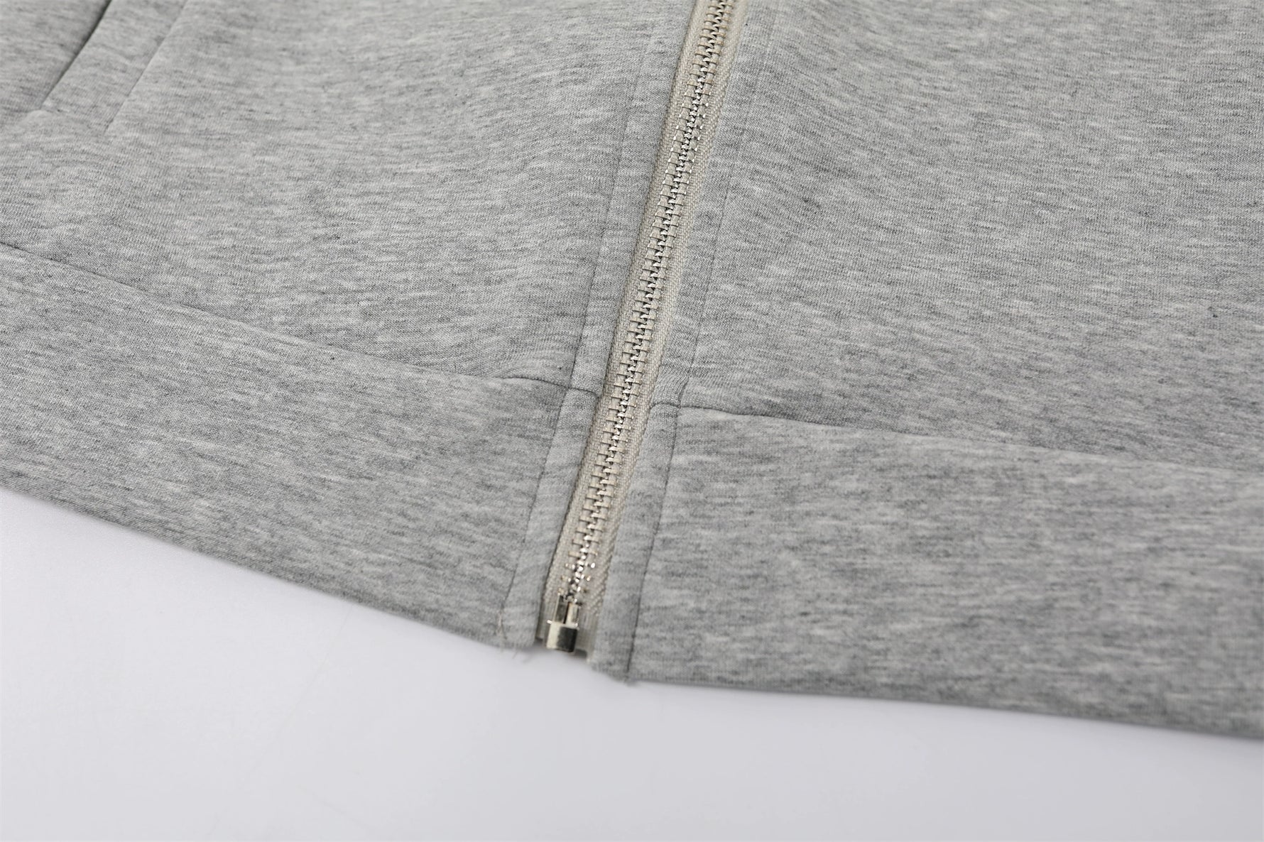 O1CN01J2gWpU1ZKCbvjsLM8