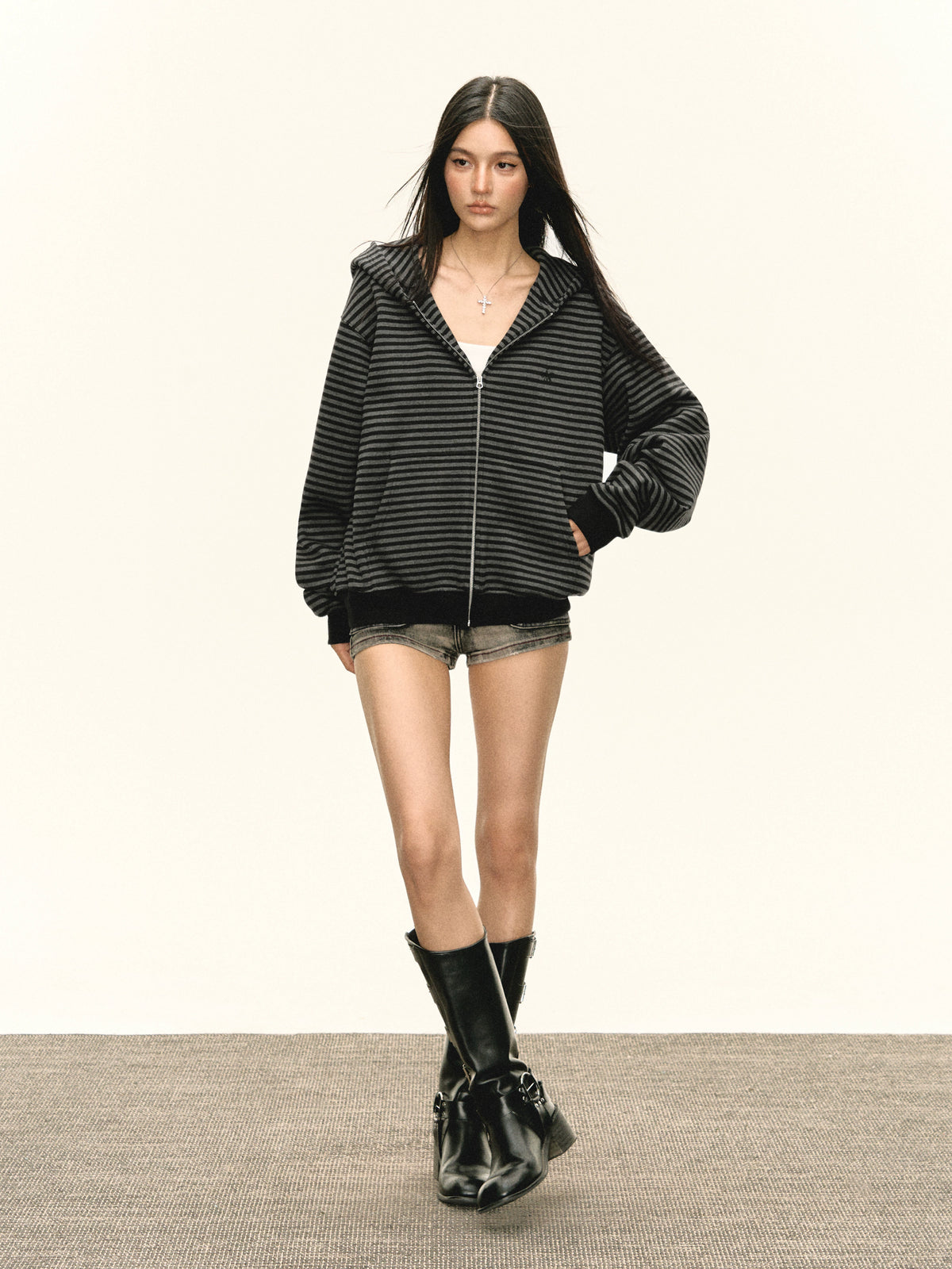 O1CN01JXRcyp1JKAijVtT8Q