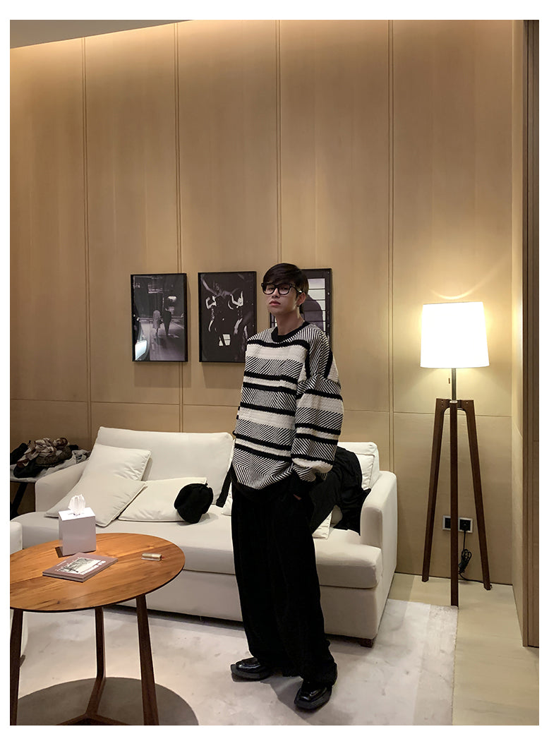 Lockerer gestreifter Pullover 