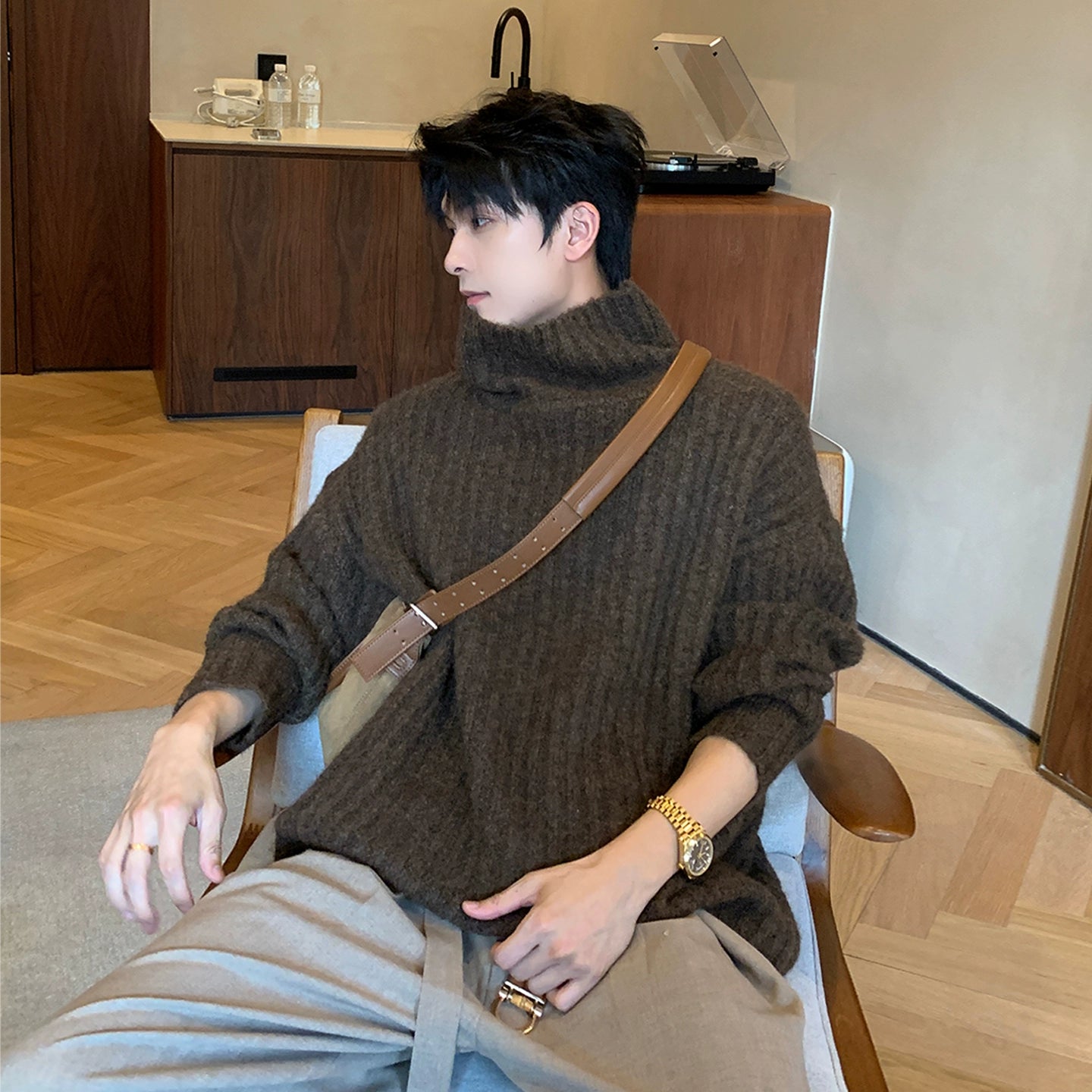 Ribbed Turtleneck Wool Knit Sweater