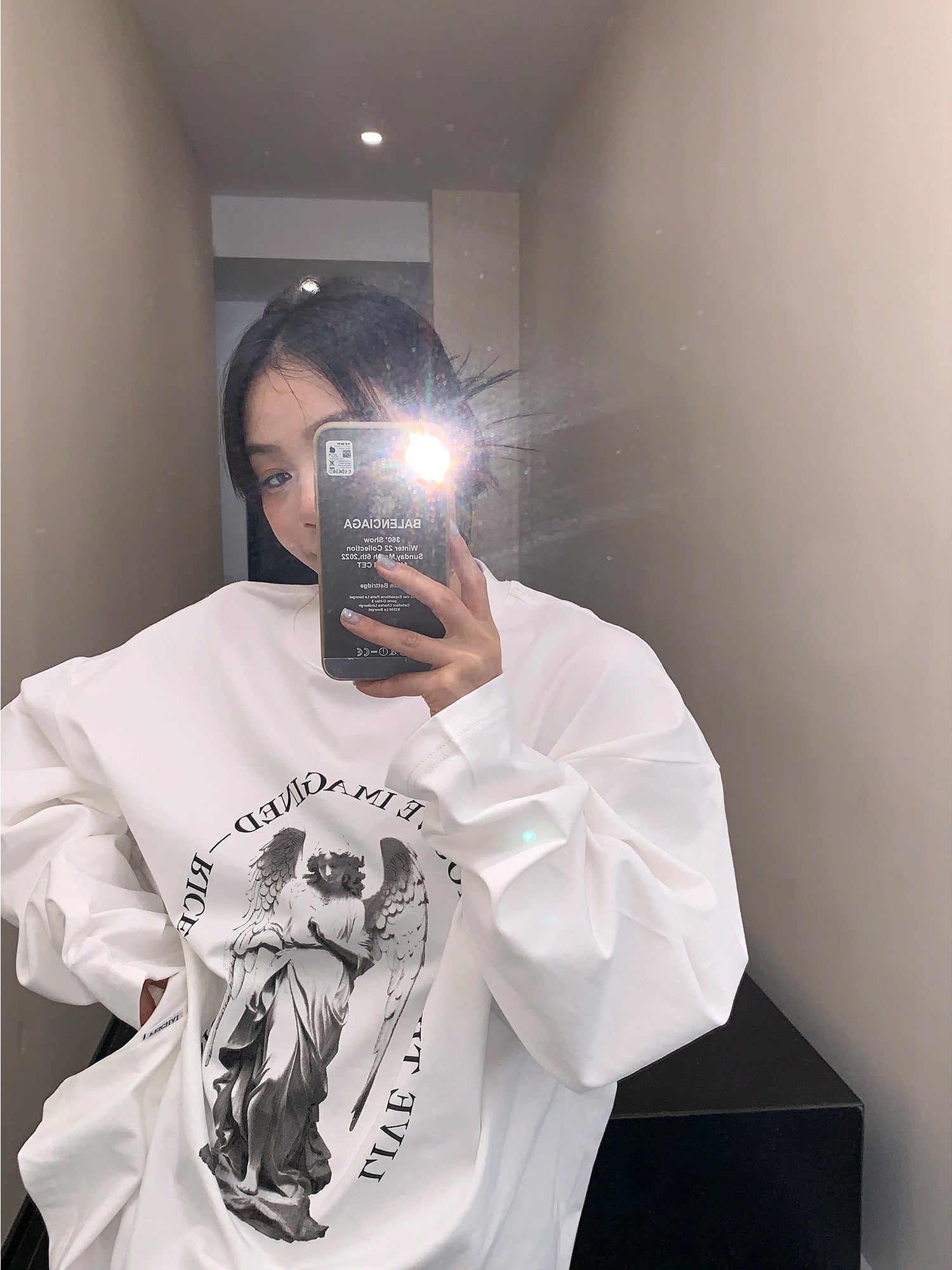 Maglietta a maniche lunghe in cotone con grafica e vestibilità comoda 