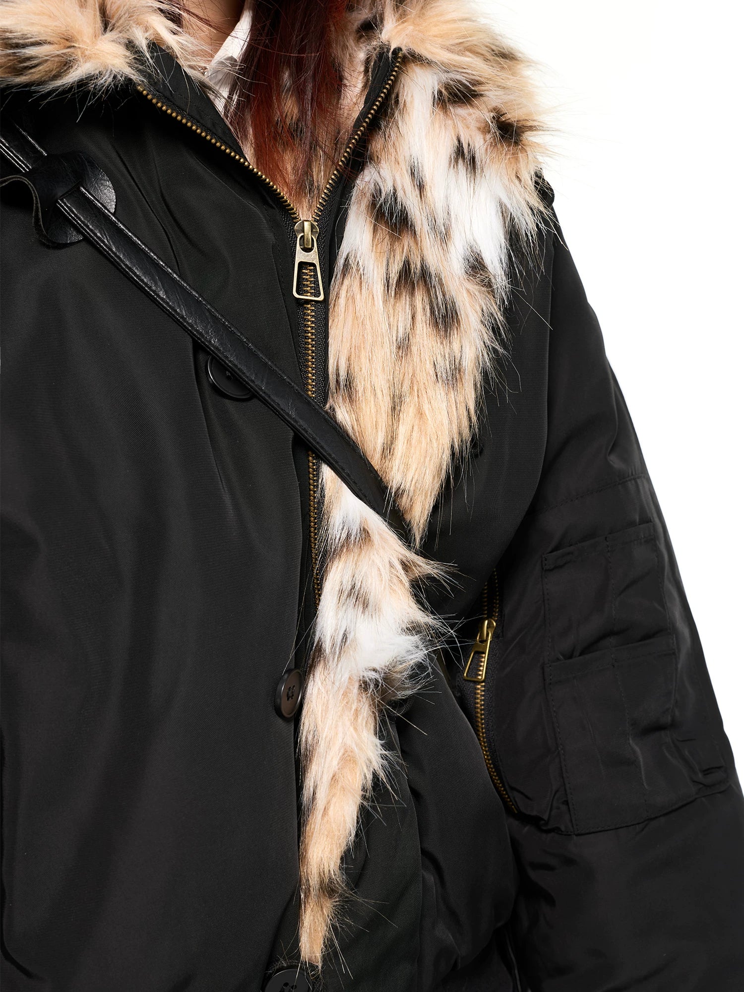 O1CN01L9Gry222JOmWct7DO