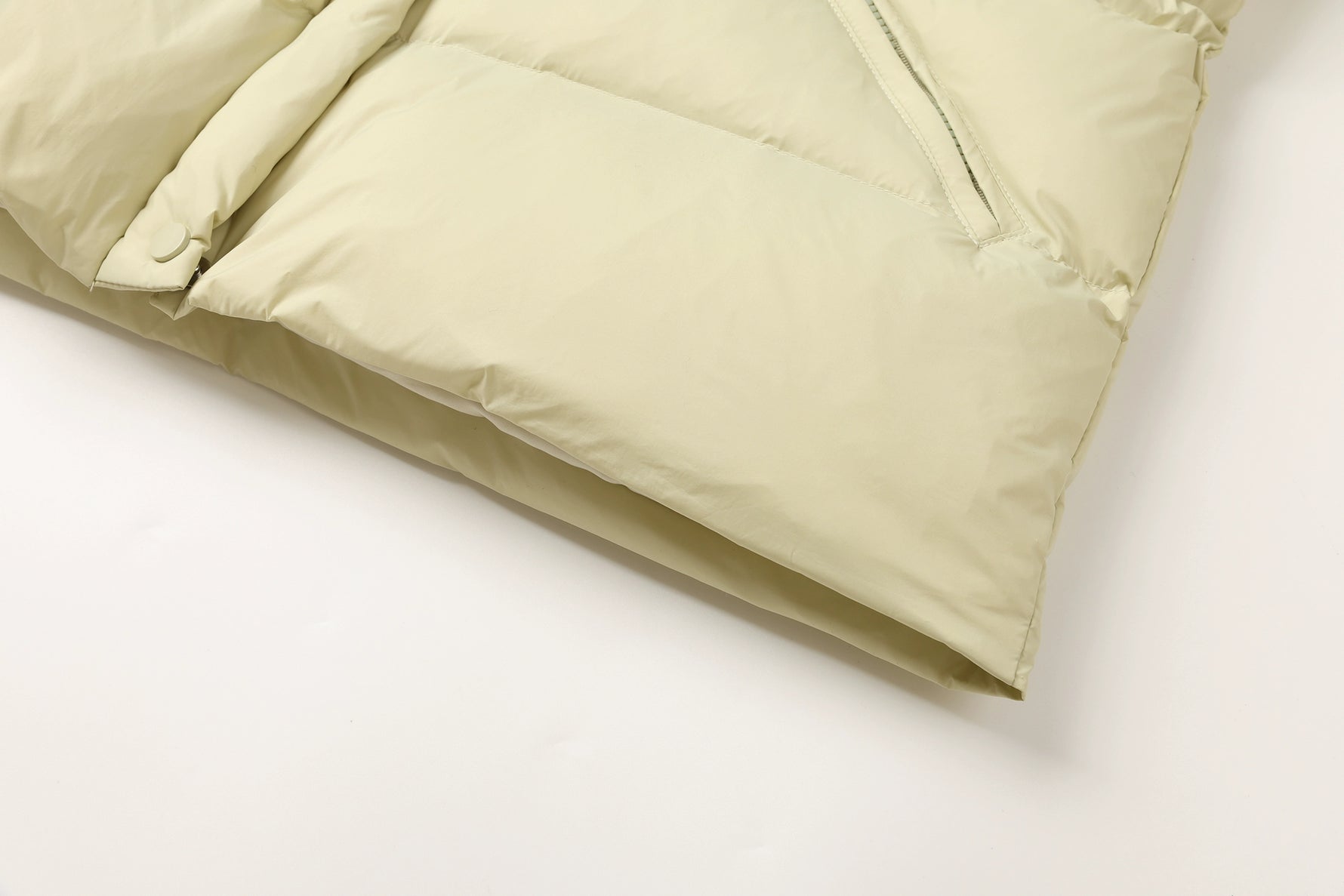 O1CN01LvIInl2KUXU7XVPyZ