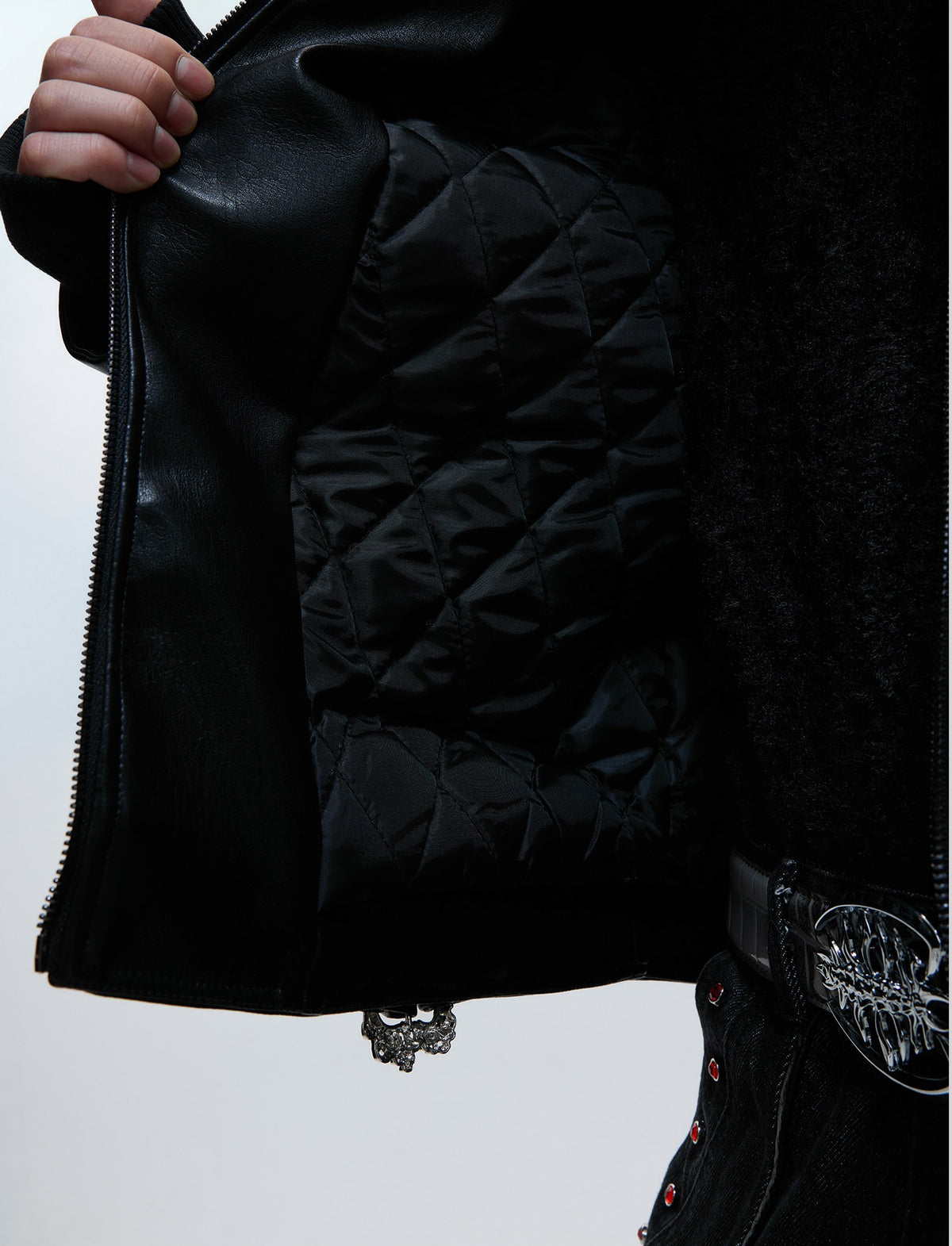 O1CN01LzKVxI2MtODmkkysp