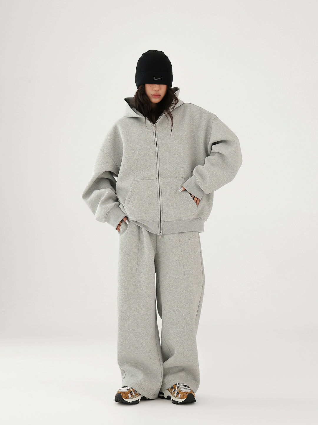 O1CN01MuFikb1Qrn6y1OPi3