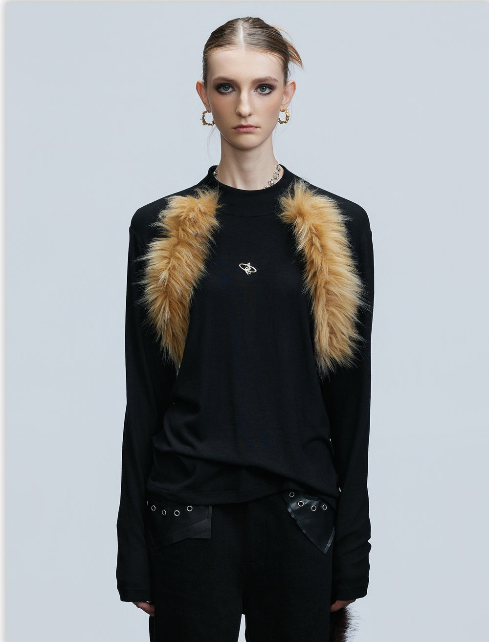 O1CN01NtKkJQ2MtOCnrY5Dx