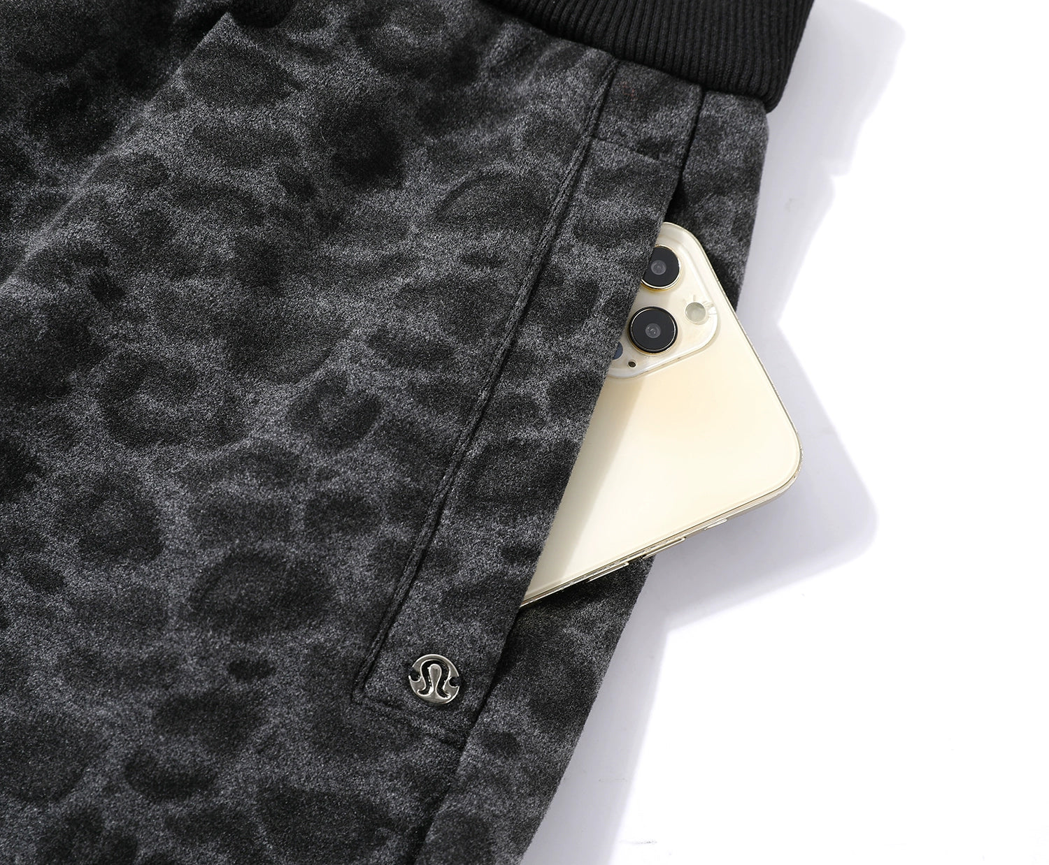 O1CN01OcJcMR1Vu9EamNx8i