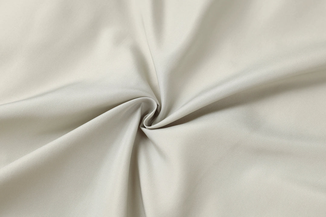 O1CN01PyipVR2KUXUO10bSv