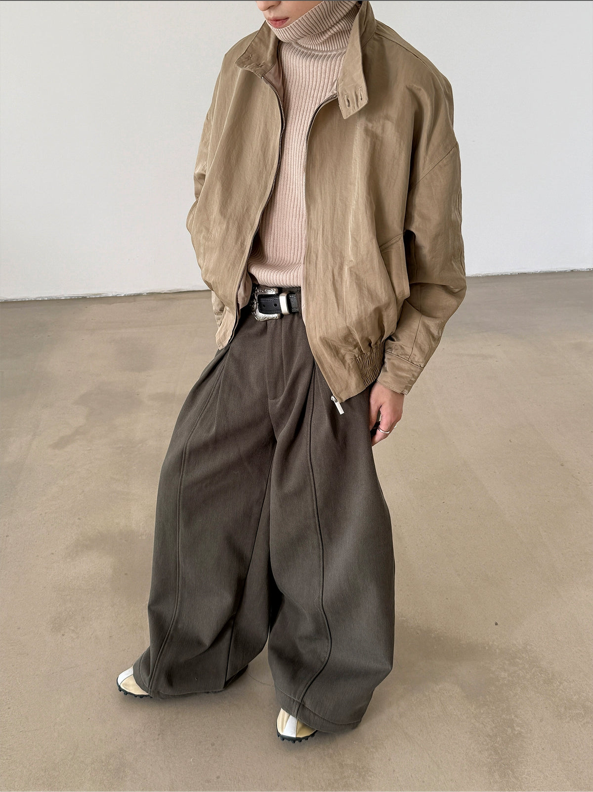 O1CN01QsegmH2ELTyHSZsMS