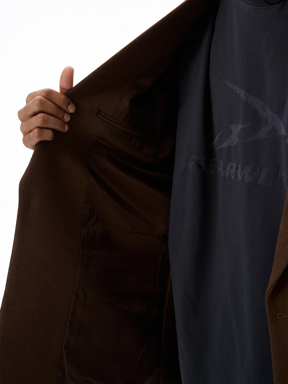 O1CN01RpNz4b1r3P8efg3T9