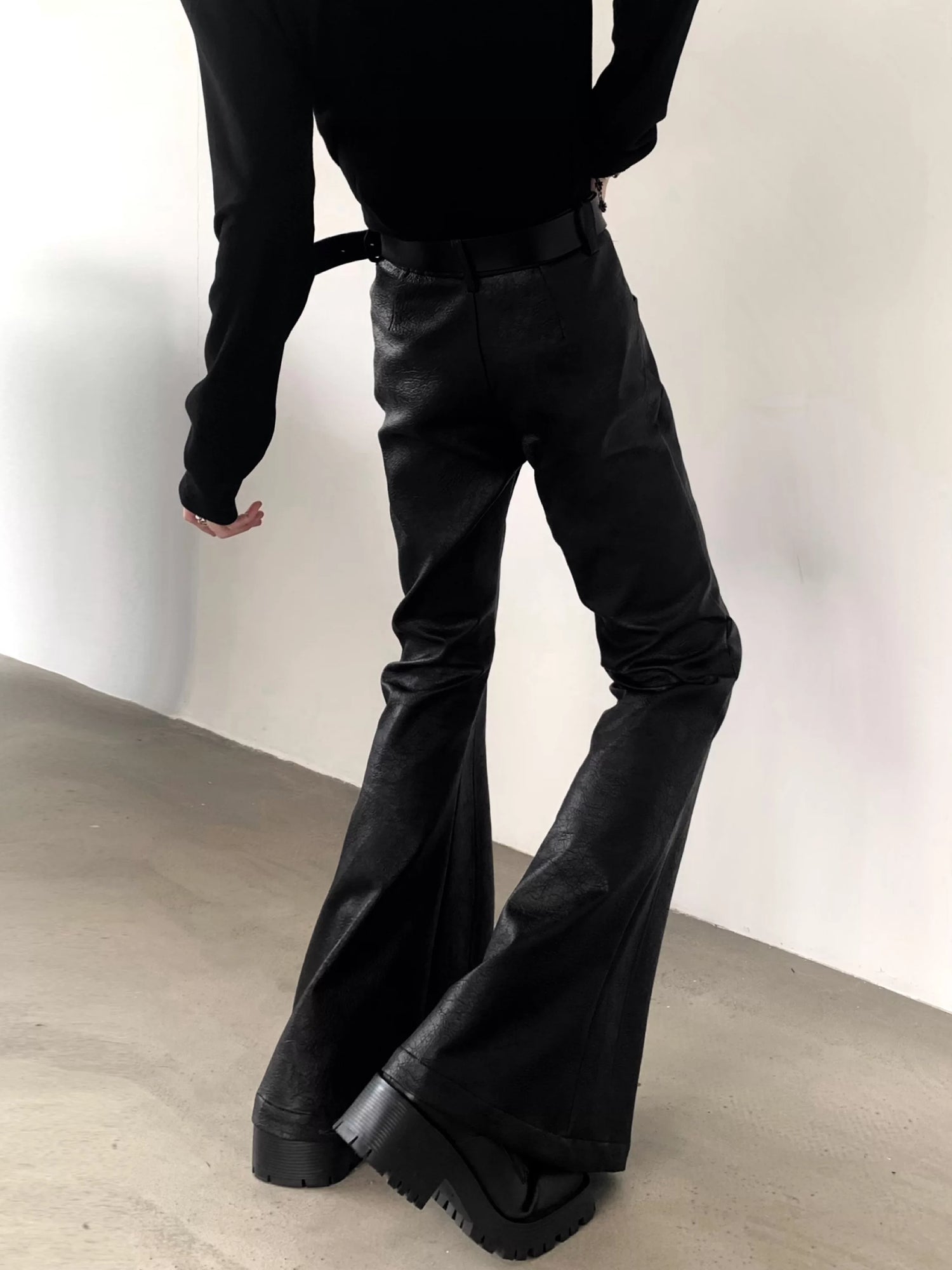 PU 가죽 플레어 펑크 바지 