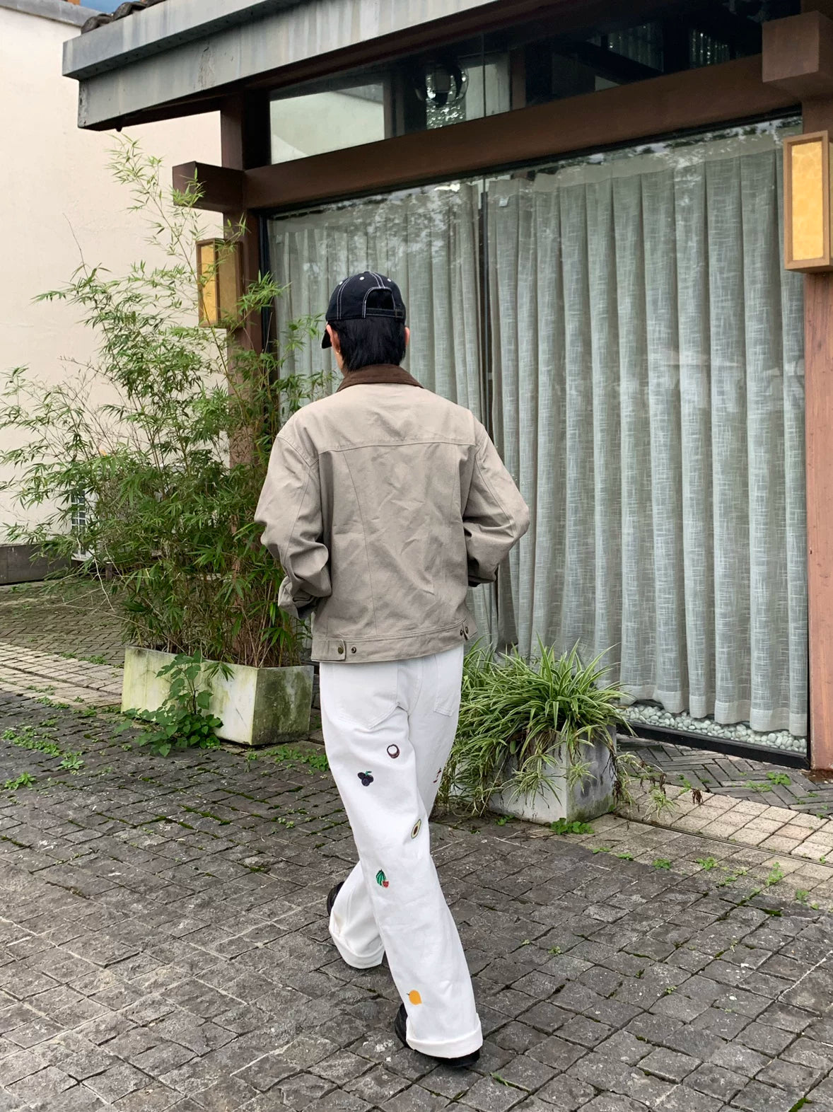 O1CN01UgM5741qzHbDBVfkn