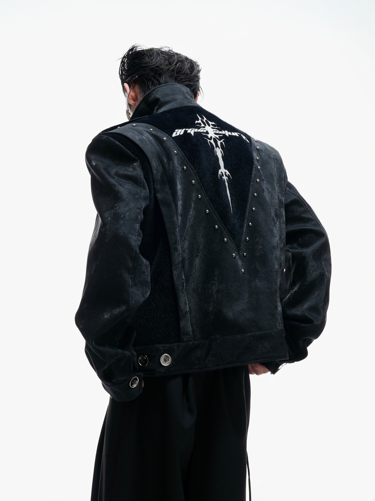 O1CN01UhlVGS2MtOBfLW1KF