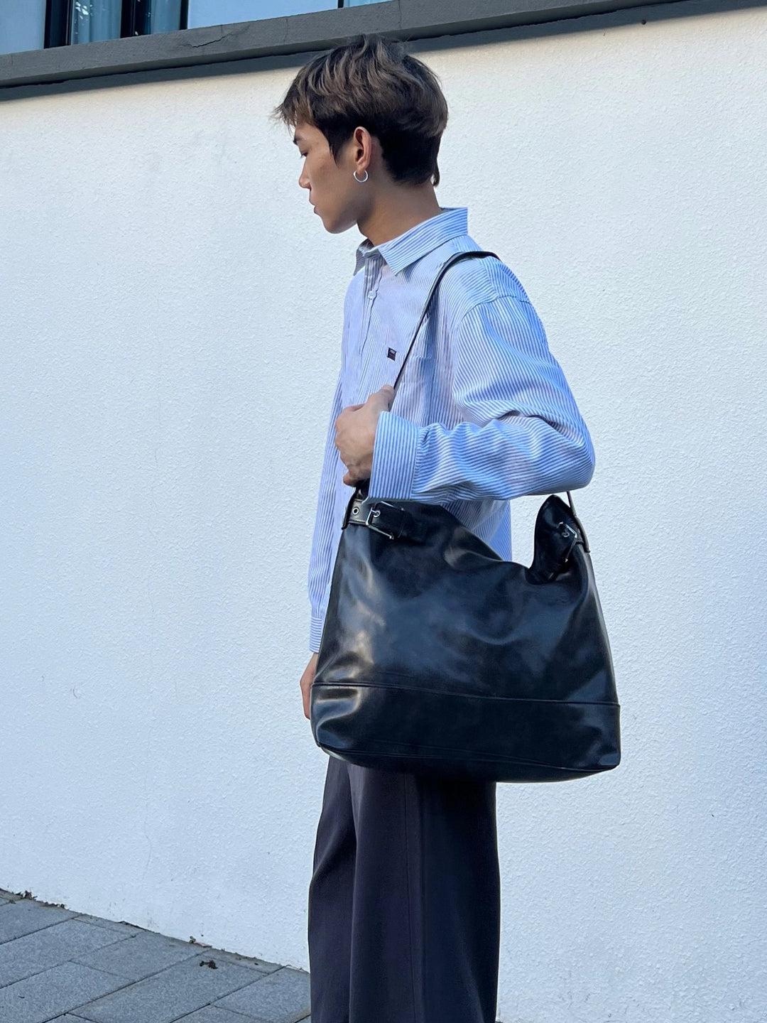 Retro Büyük Kapasiteli Deri Postacı Çantası 