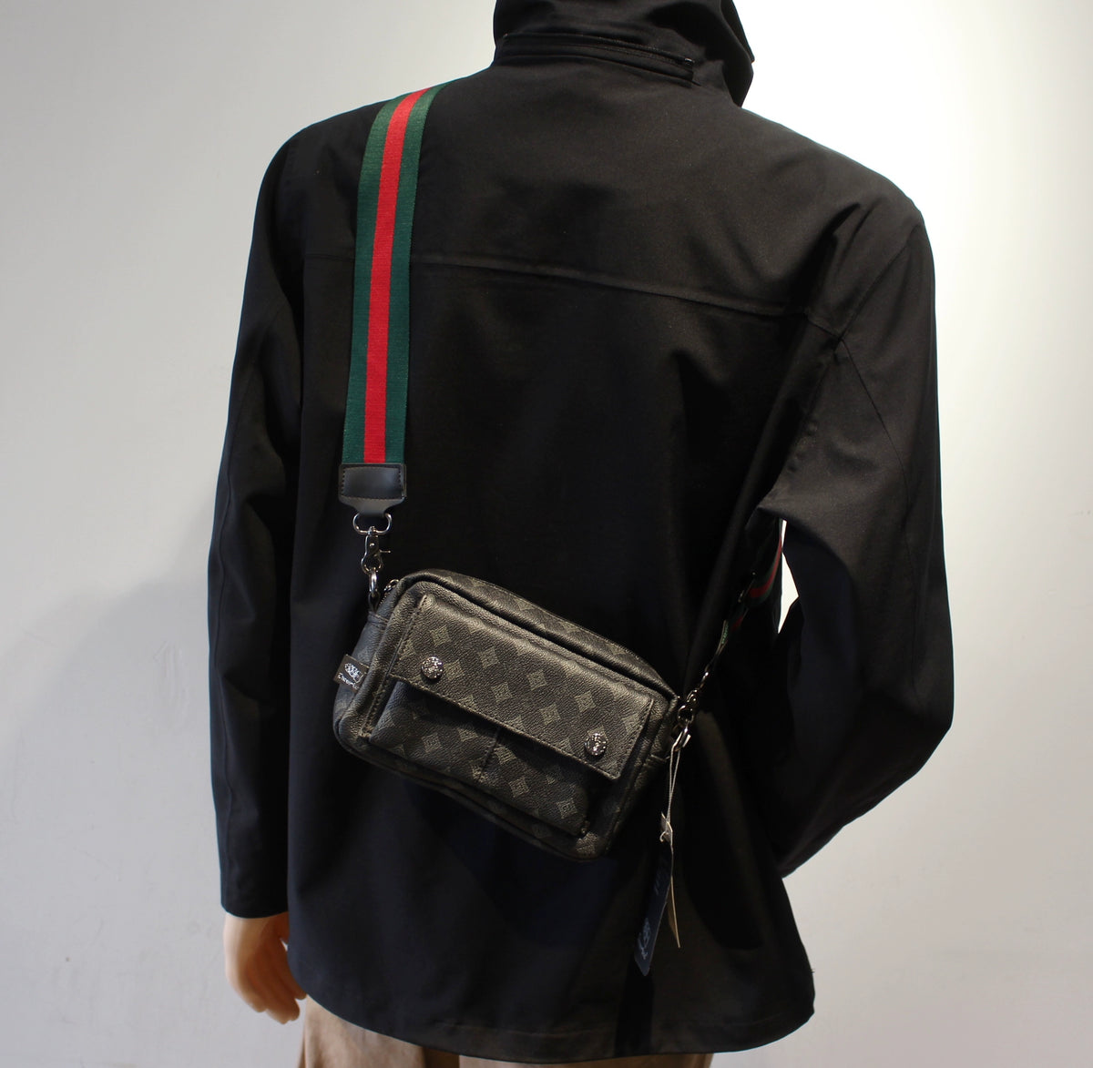 O1CN01WjiY6f1RpmzO3Y9TO