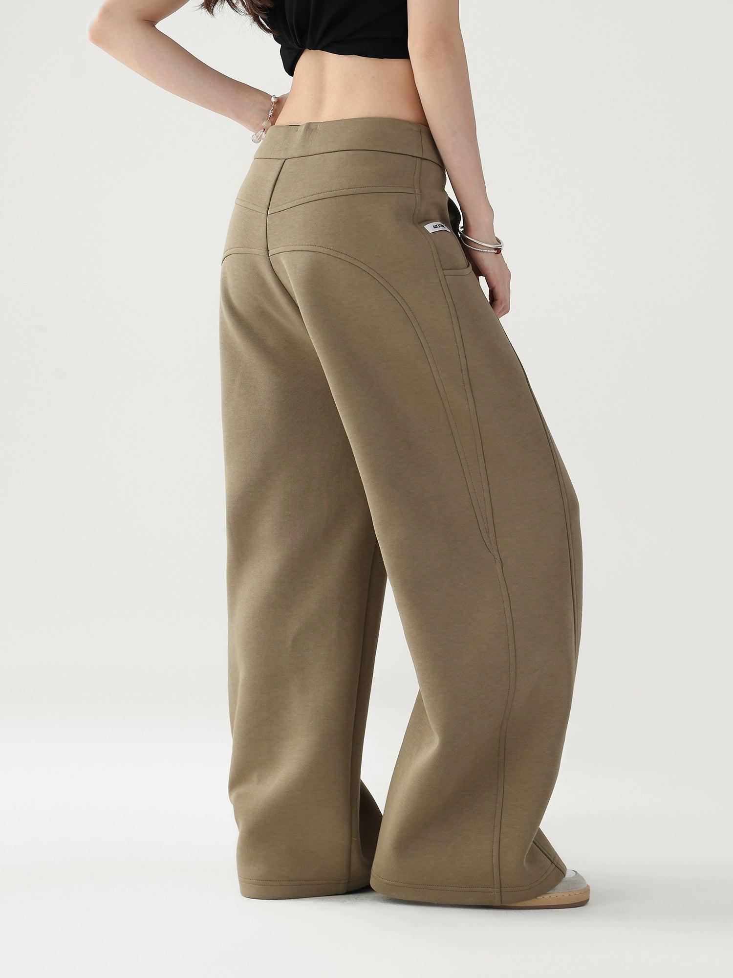 O1CN01WxoyOw1Qrn7IirBeB