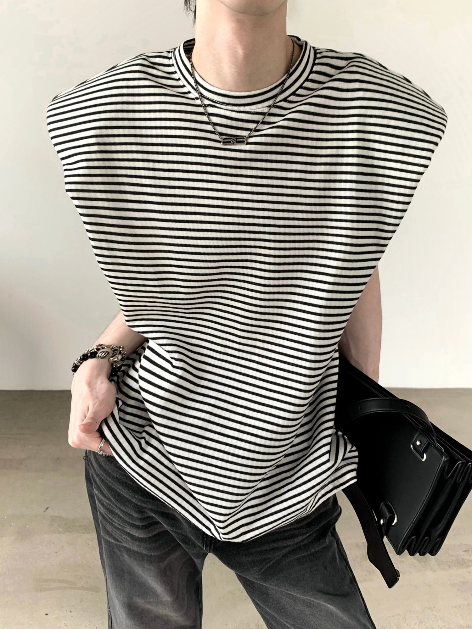 سترة بدون أكمام مبطنة مخططة 