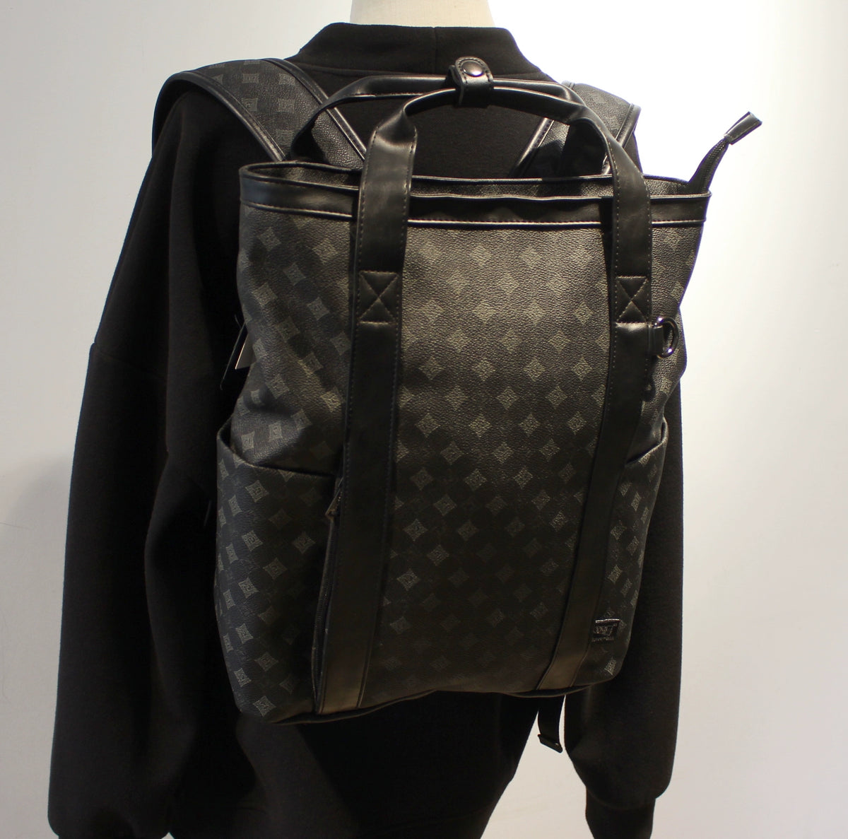 O1CN01Xg99to1RpmzlYk8O2