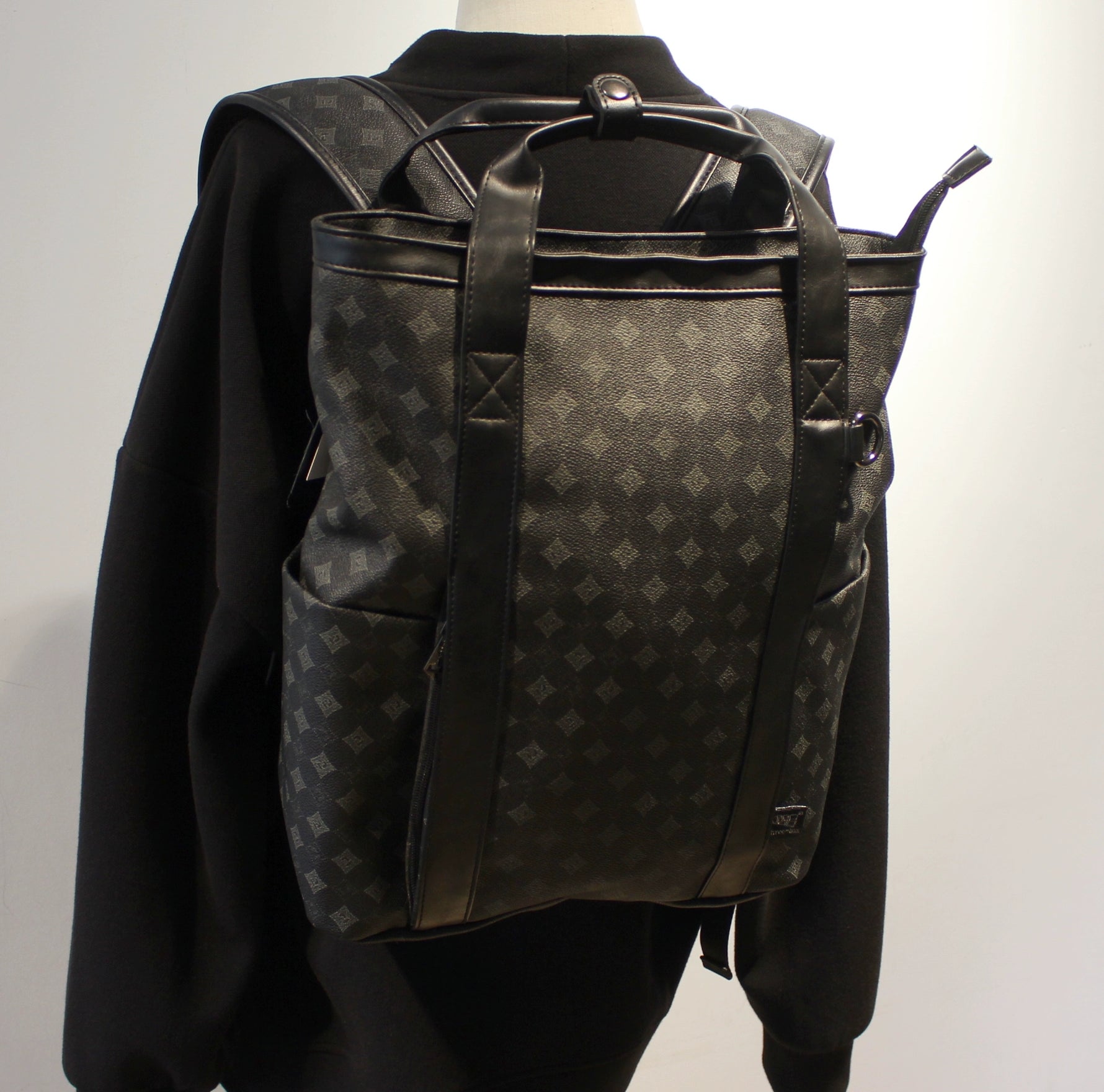 O1CN01Xg99to1RpmzlYk8O2