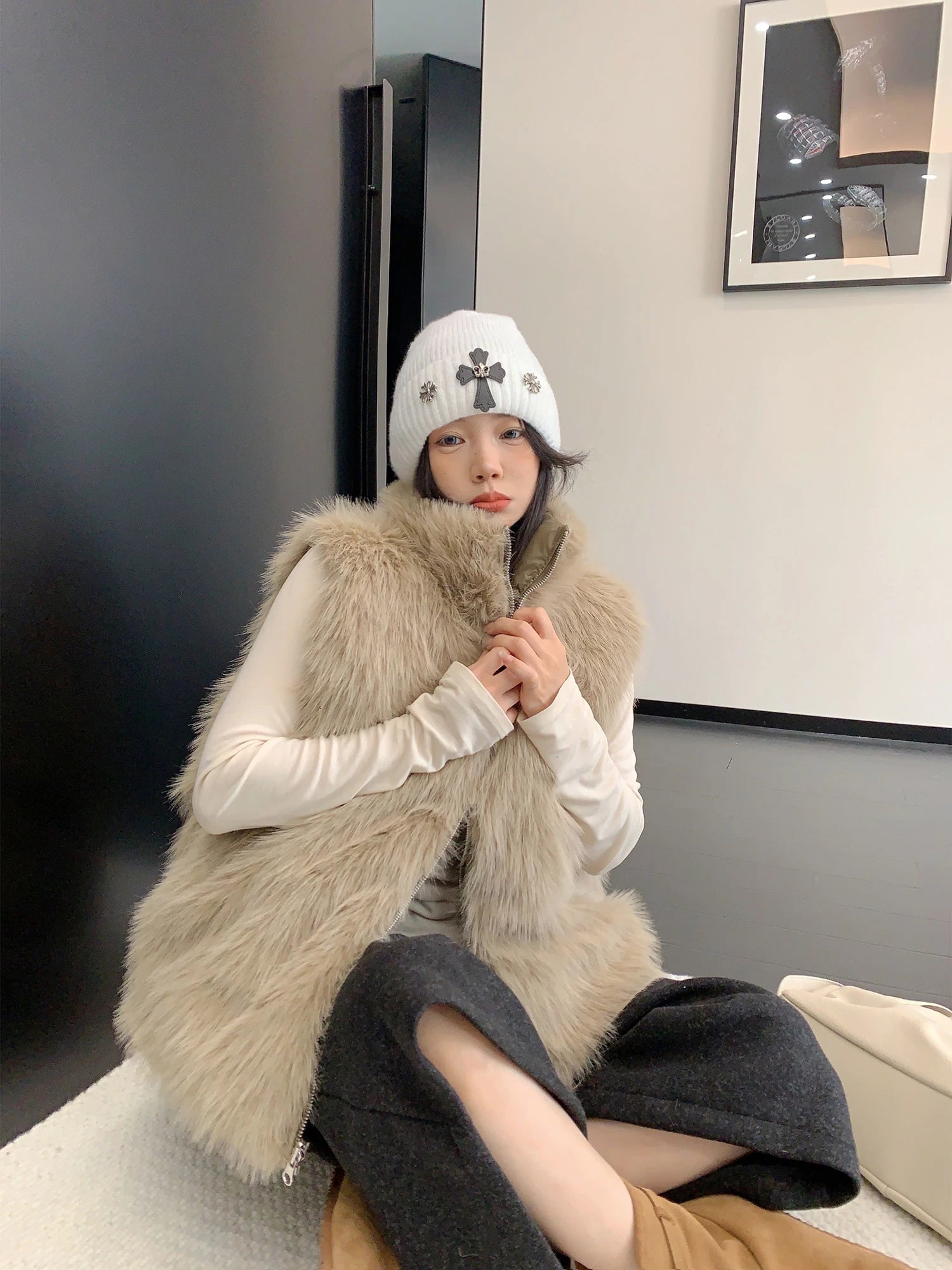 リバーシブルフェイクファーライニング付きパファーベスト 