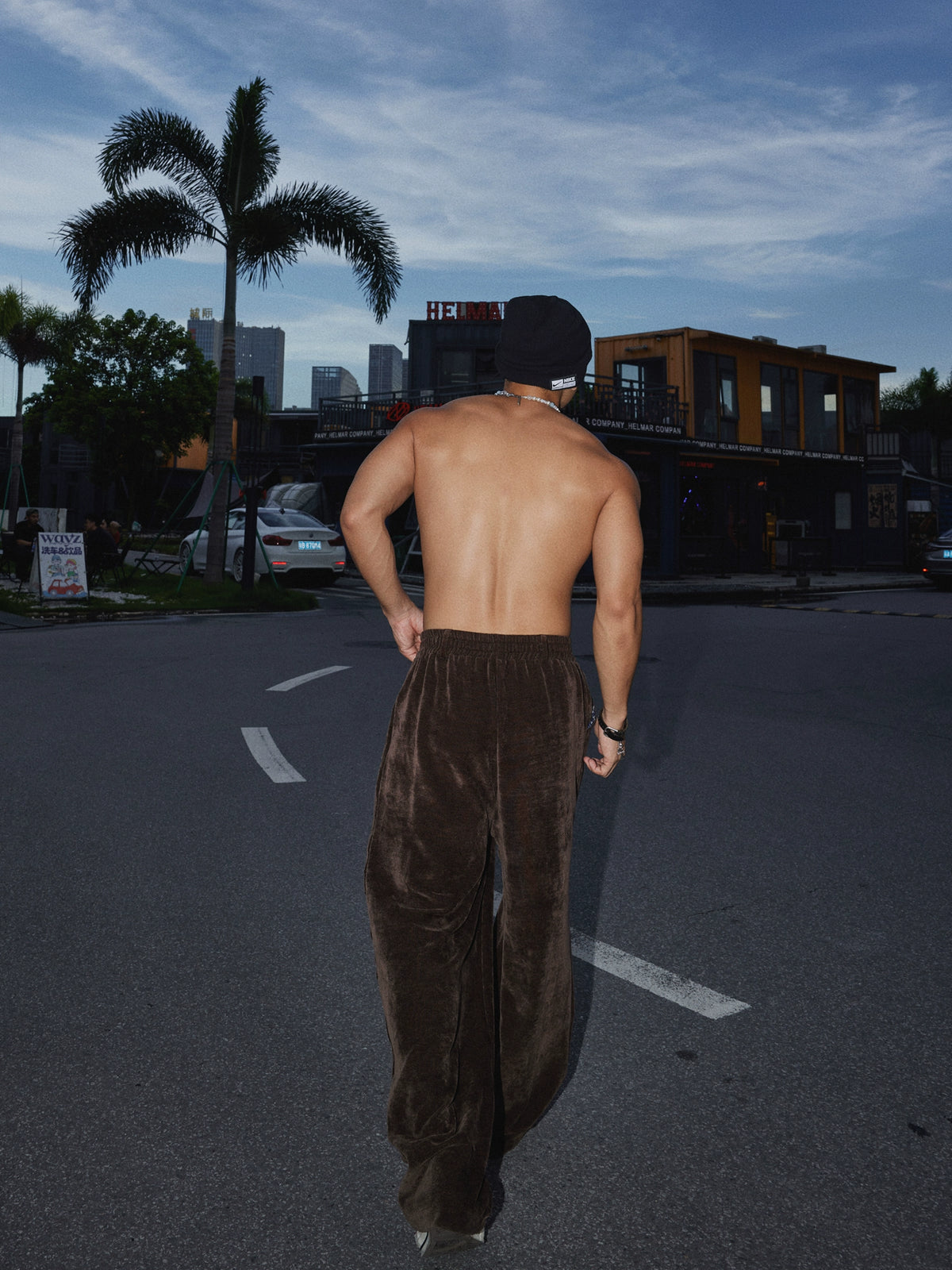 O1CN01XqukFh1EHobFv30ZS