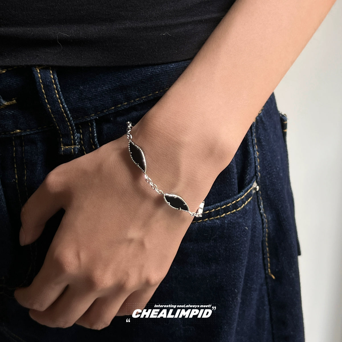 O1CN01Xs8dq11yx0XfFKjU1