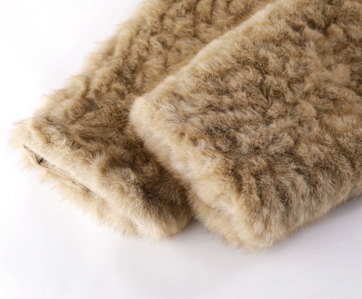 O1CN01YFSXVM1Vu9EtUESWy